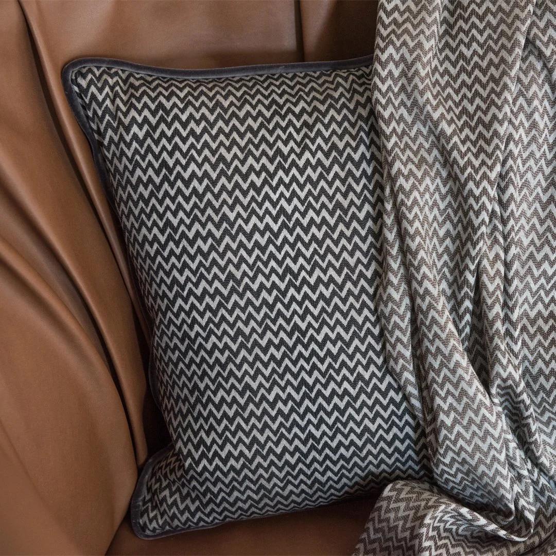 Timeless in spirit and luxurious by nature, CONDOR from @kohroitaly elevates merino wool into a study of quiet sophistication. Soft, sustainable, and impeccably crafted, it lends its refined warmth to everything from tailored accessories to fluid dra