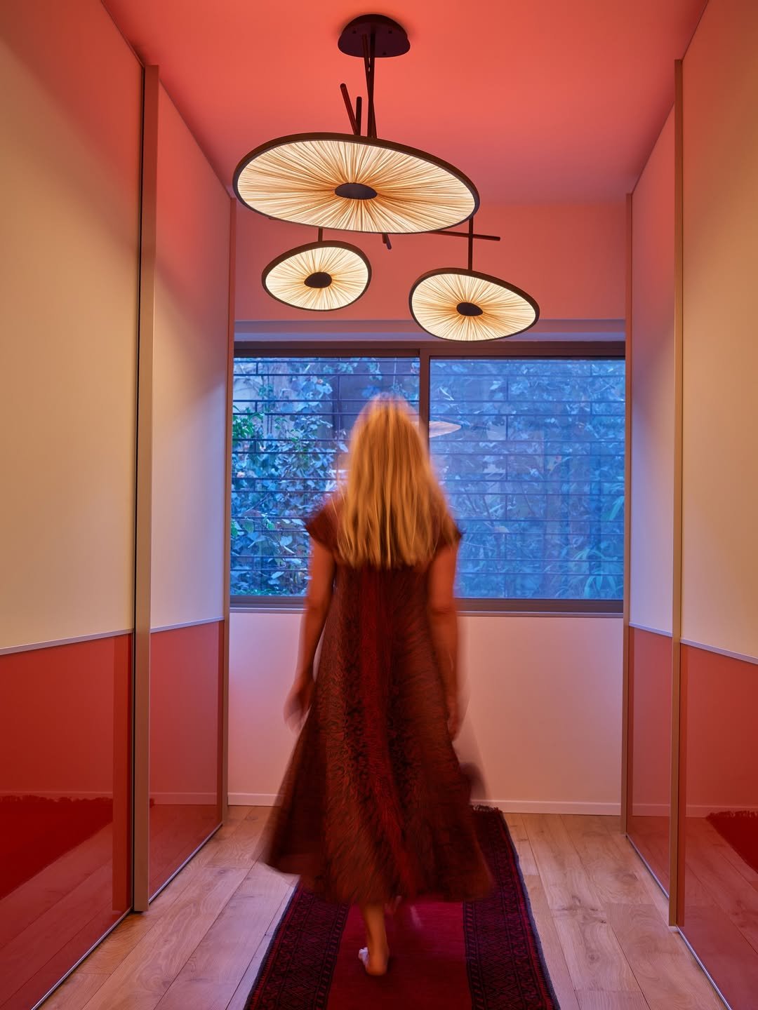 Light as art, suspended.

The Lake Doiran Ceiling Light 3 by @aqua_creations explores color in motion&mdash;silk shades revealing contrasting hues as they glow, transforming illumination into a quietly mesmerizing statement.