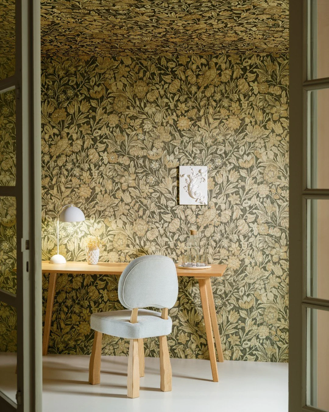 This beautiful d&eacute;cor, aptly named Bouquet @artewalls, is designed after a historic tapestry from the Rijksmuseum in Amsterdam. The design comes to life on a slightly textured textile, whose airy, open weave lends the composition a calming and 