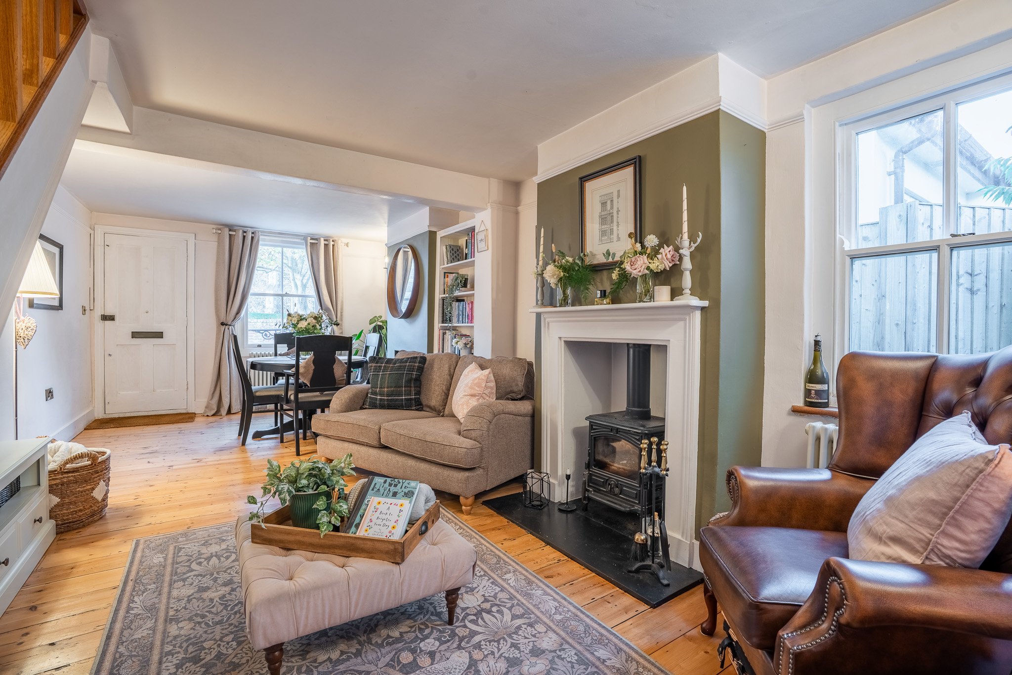 Living Room 3-Edit.jpg