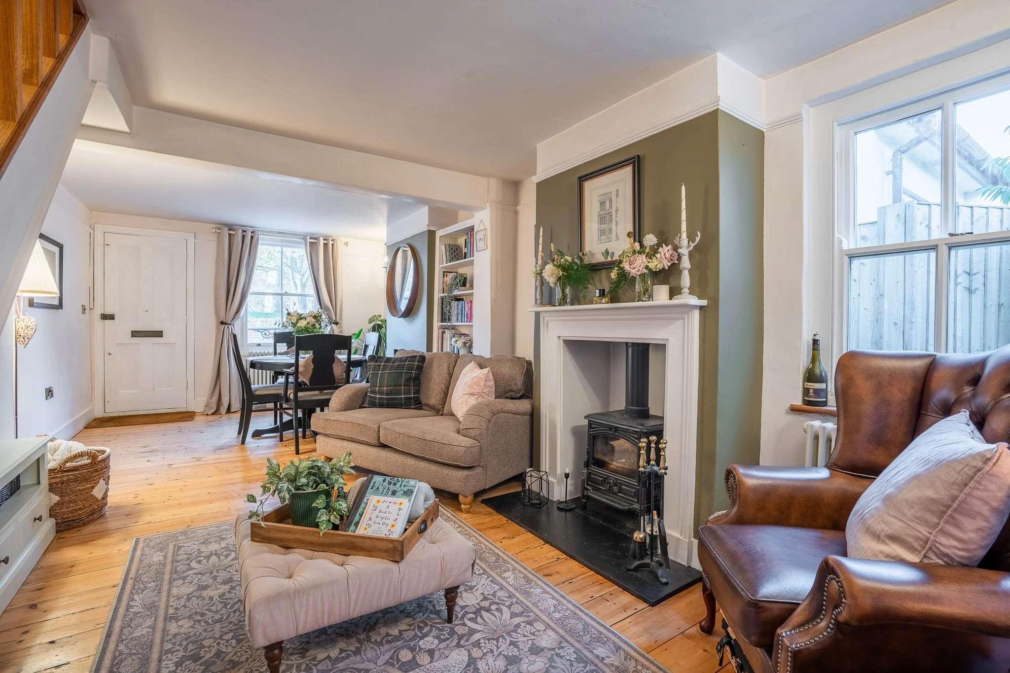 Living Room 3-Edit.jpg