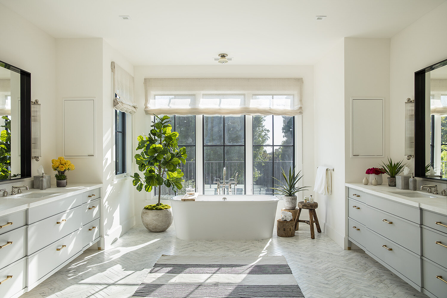 Altata Master Bath Manolo wide shot.jpg