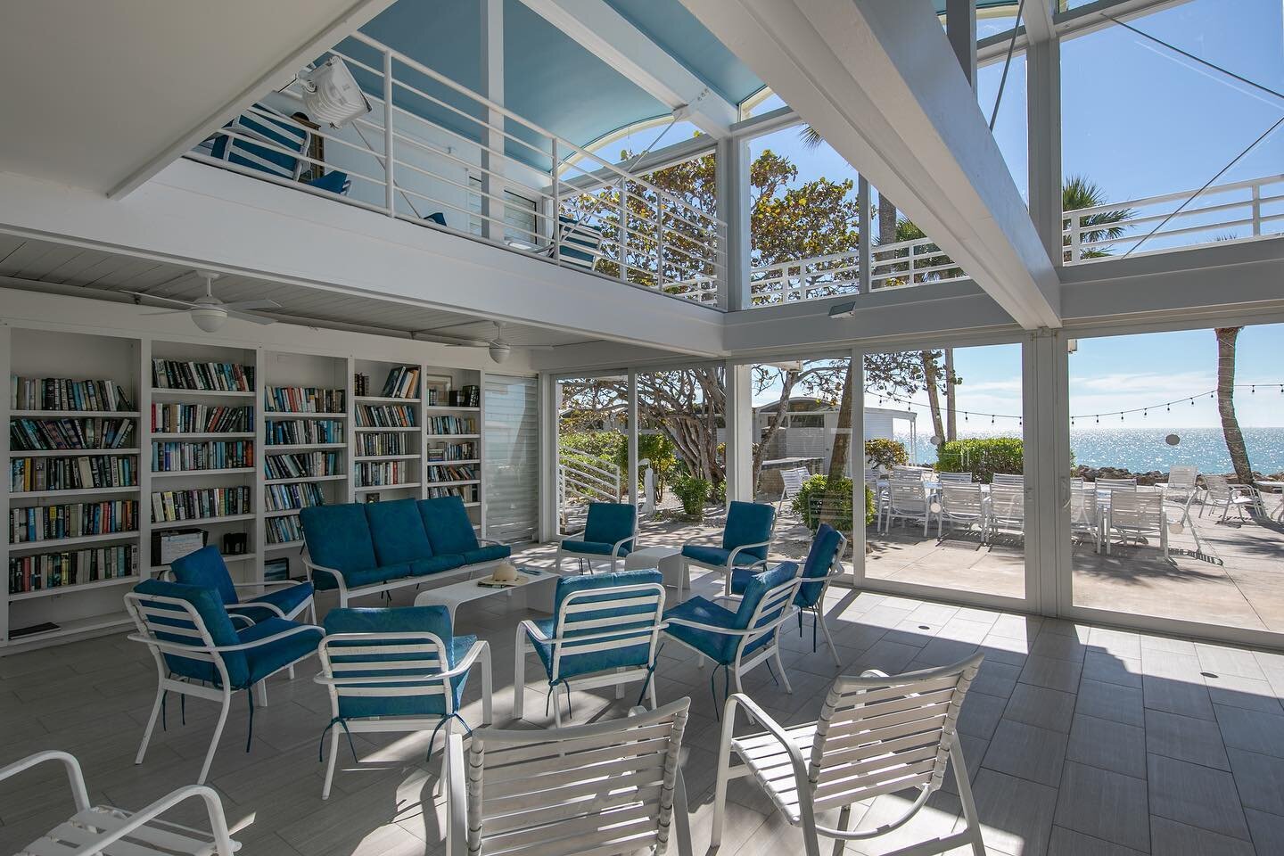 The clubhouse at Sanderlings on Siesta Key. Very historical. Mostly pretty. 
.⁣⁠
.⁣⁠
#realestate&nbsp;#realestateagent&nbsp;#realestatelife&nbsp;#realestatephotography&nbsp;#RealEstateBroker&nbsp;#realestatemarketing&nbsp;#realestateagents&nbsp;#real