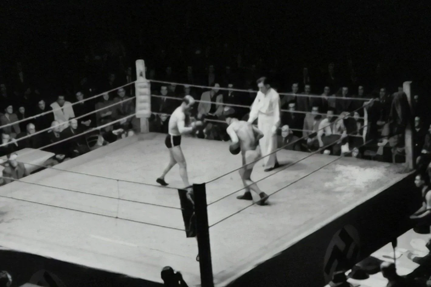 The Third Man in the Ring: 10 Legendary Referees Who Shaped Boxing History