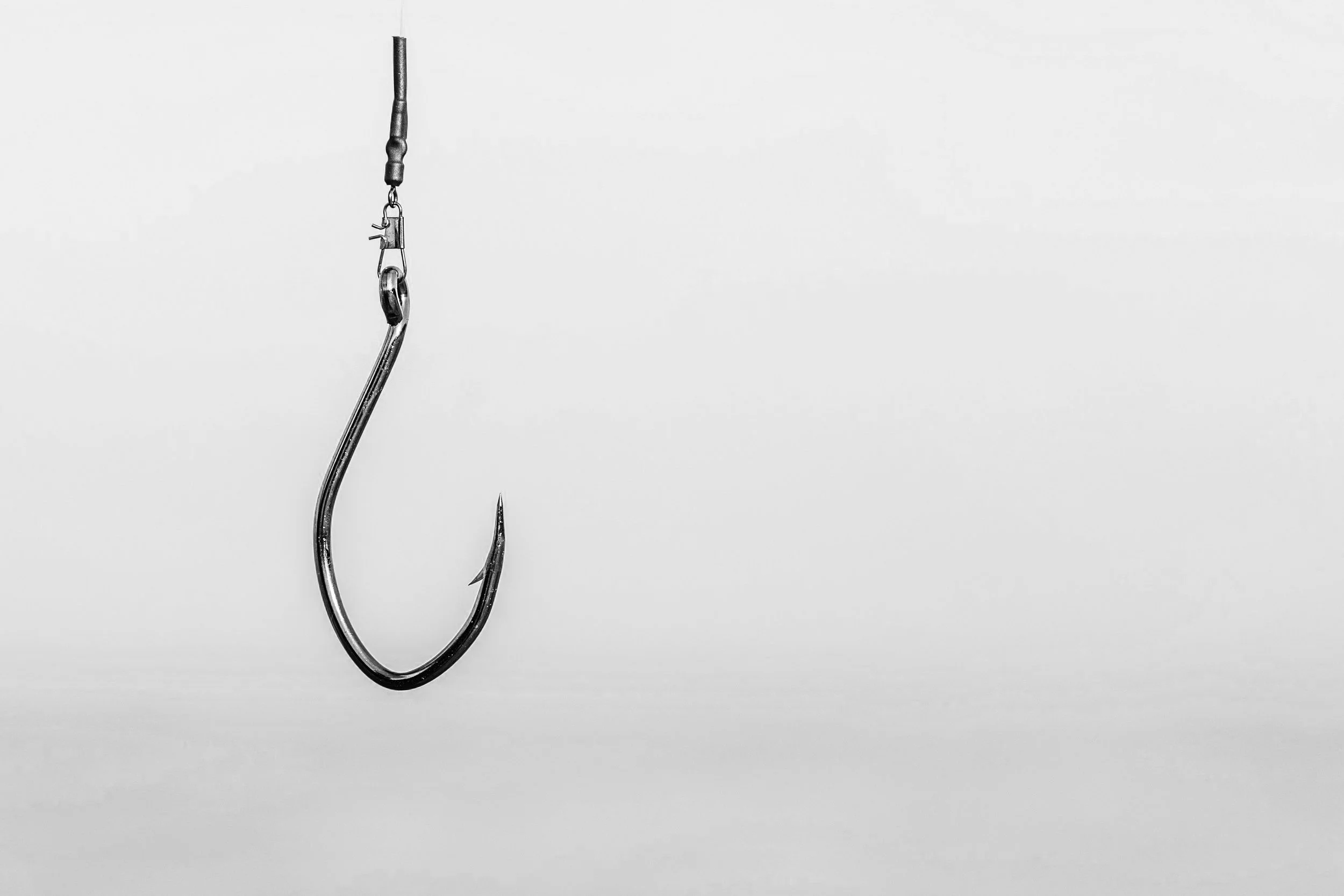 The Arc of Control: A Tactical Guide to the Lead Hook