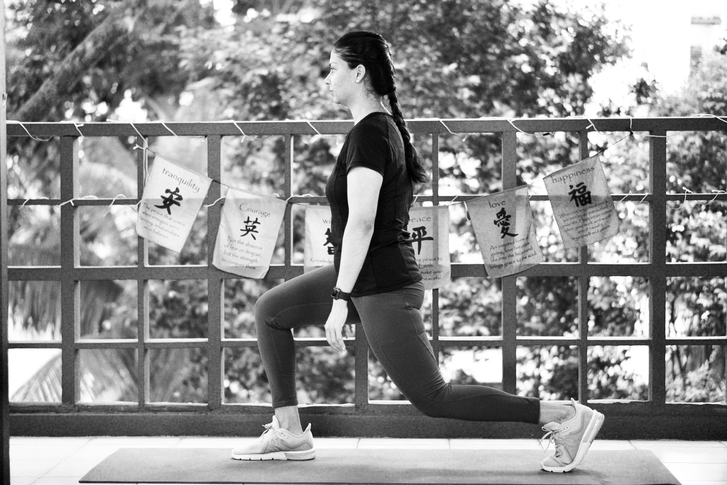Fix Your Form: Quick Tips on The Lunge