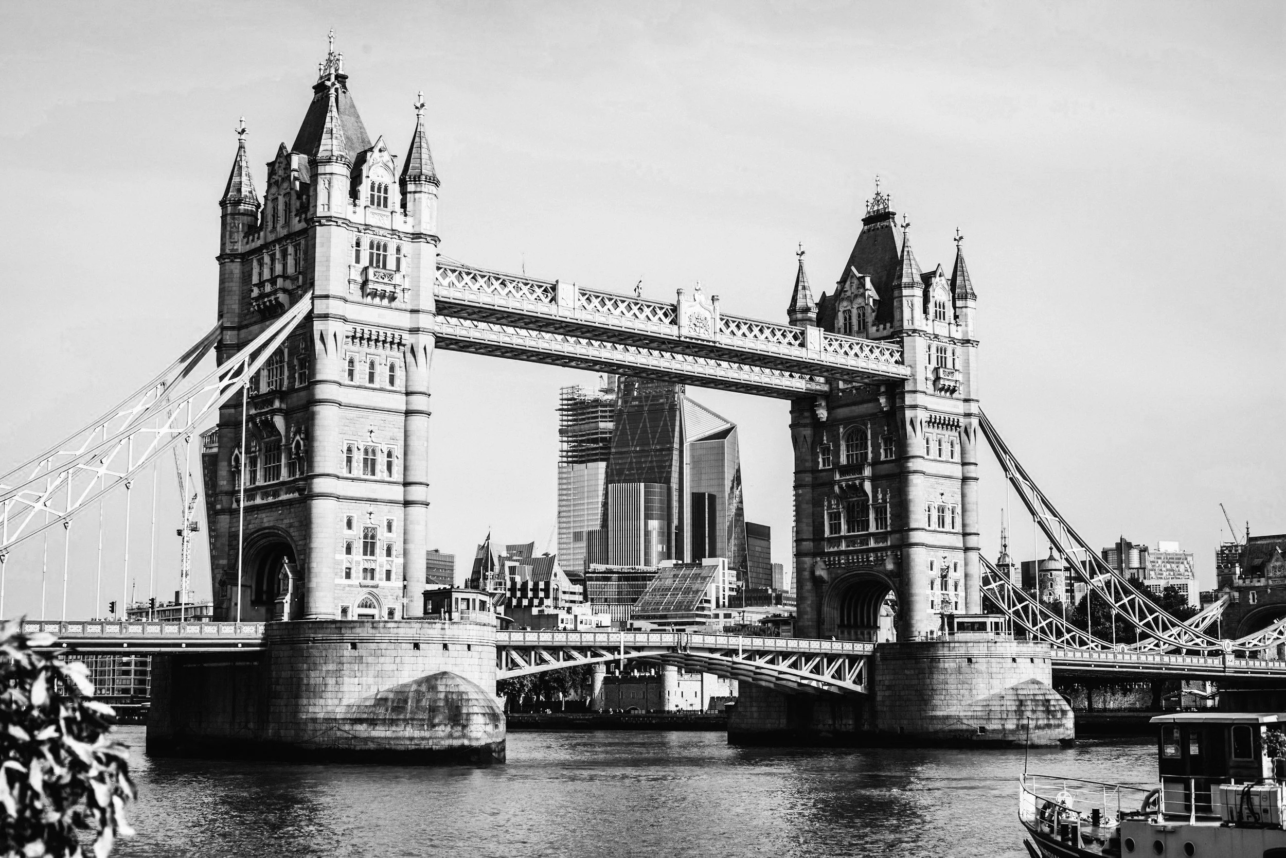 A Guide to London’s Thames Crossings