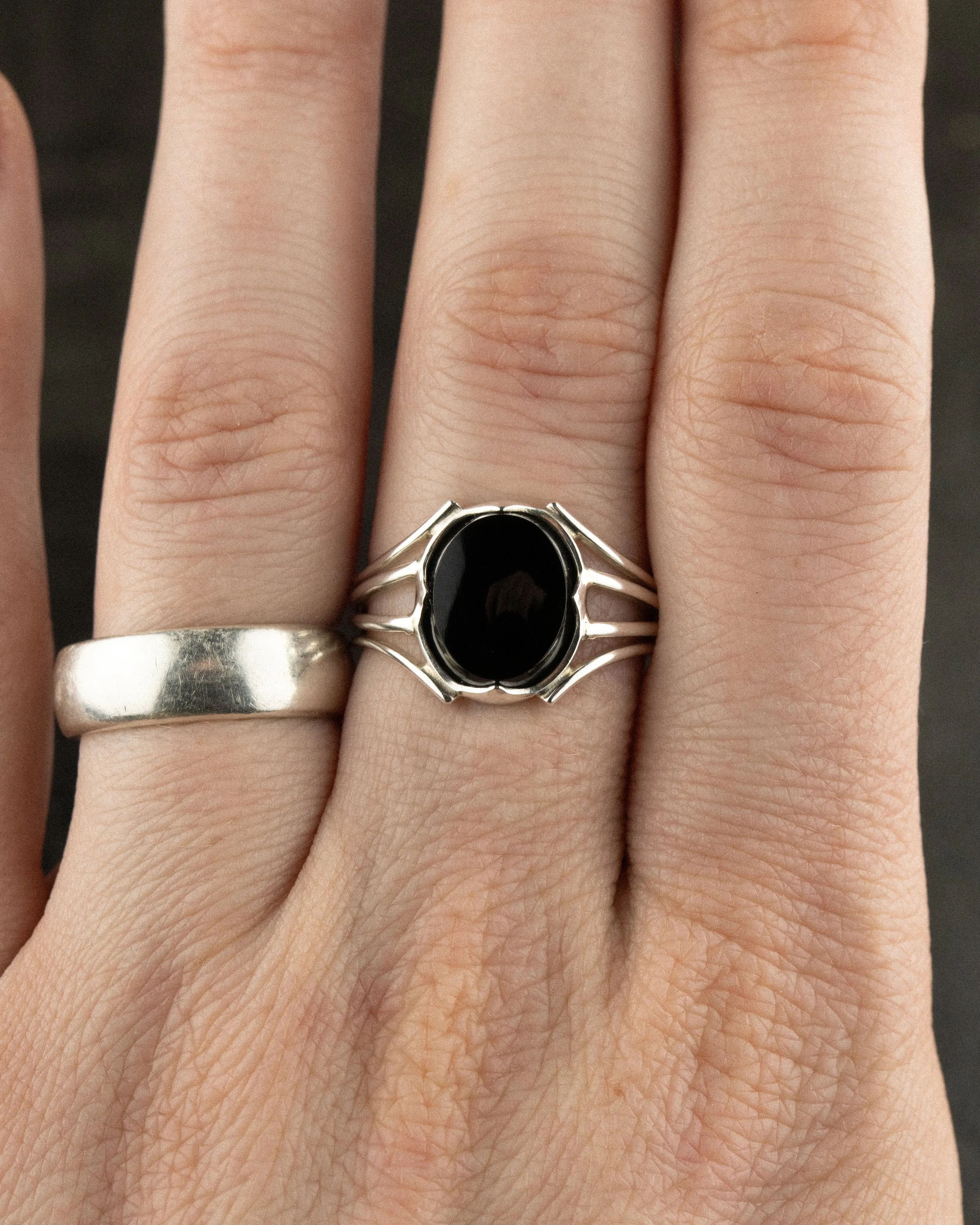 black widow ring model top.jpg