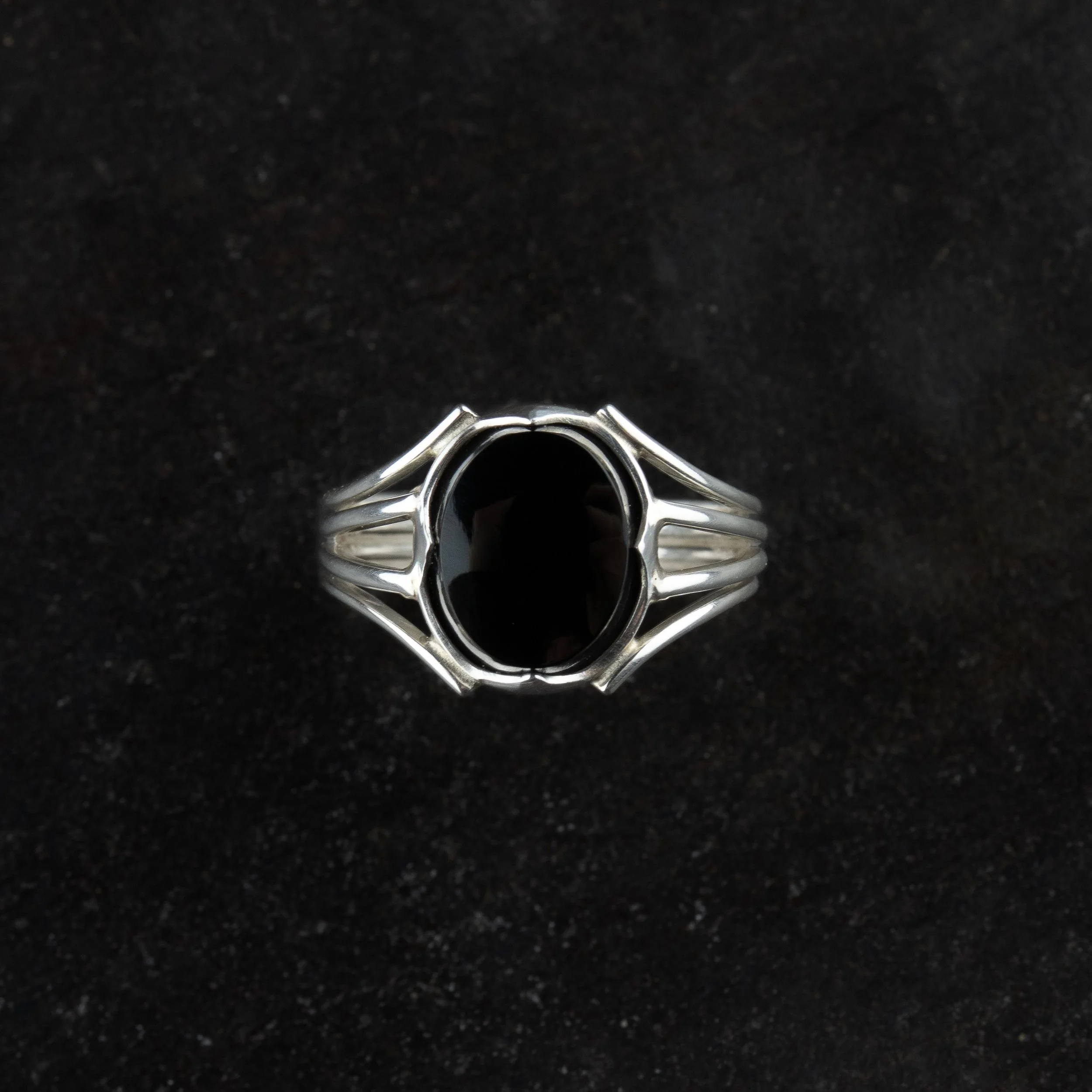 black widow ring top.jpg