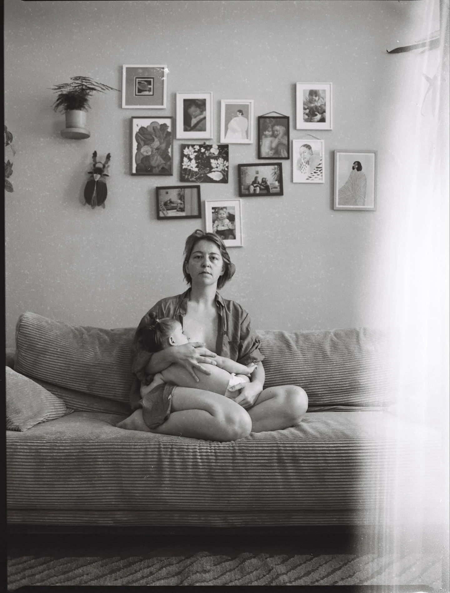 We've entered a new phase. The days of nursing (physically) are in the past and this time I managed to create this tiny visually memory to hold onto. A memory not of the last time nursing my youngest (although the last time was not that far in the fu