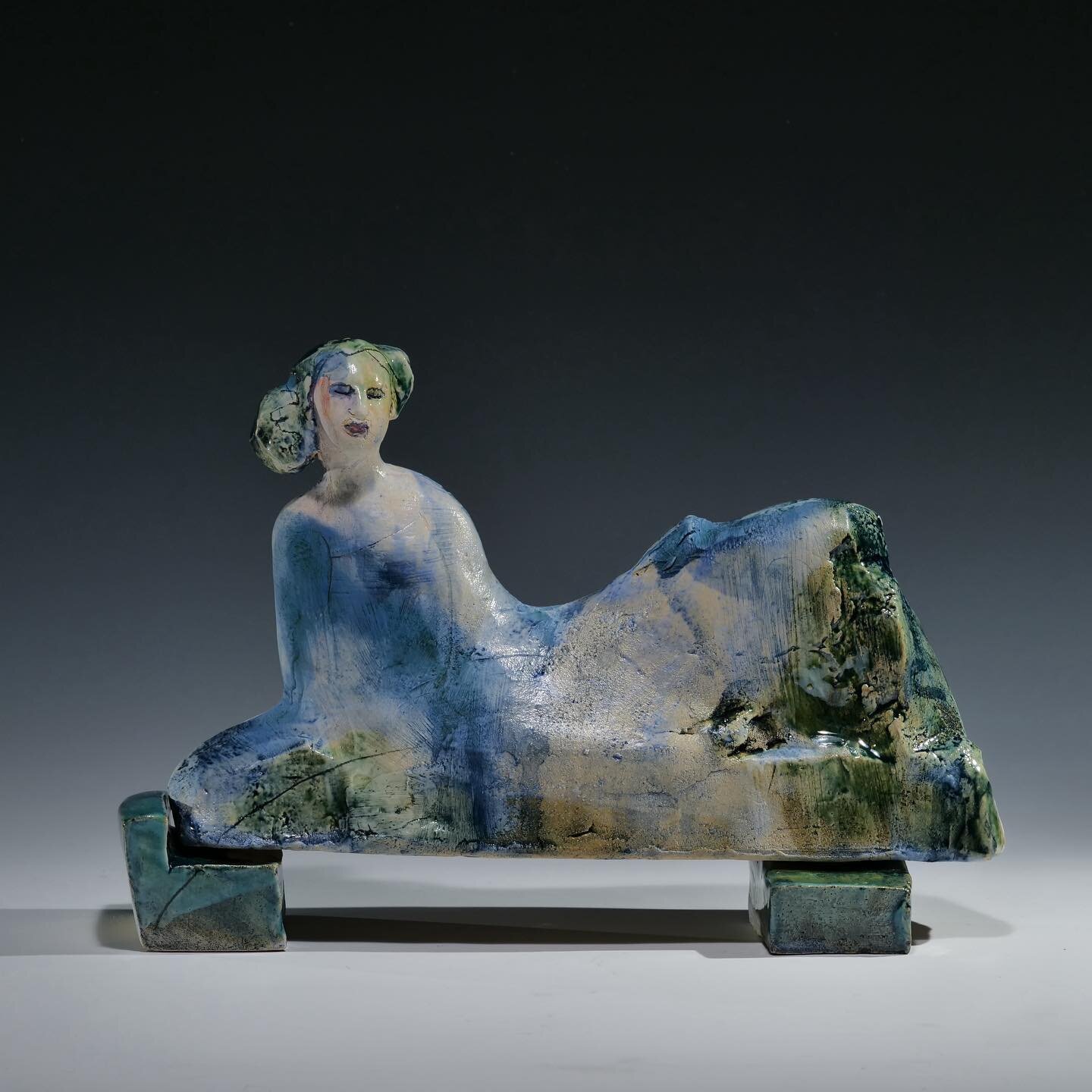 Happy to report that my sculpture exhibition is UP! Thank You to Sue Greenwood Fine Art Gallery.
Check it out and let me know your favorites. Link in bio💙 this little gal is titled, &ldquo;Amalfi&rdquo;. In recline, seaside. #ceramics #ceramisculptu