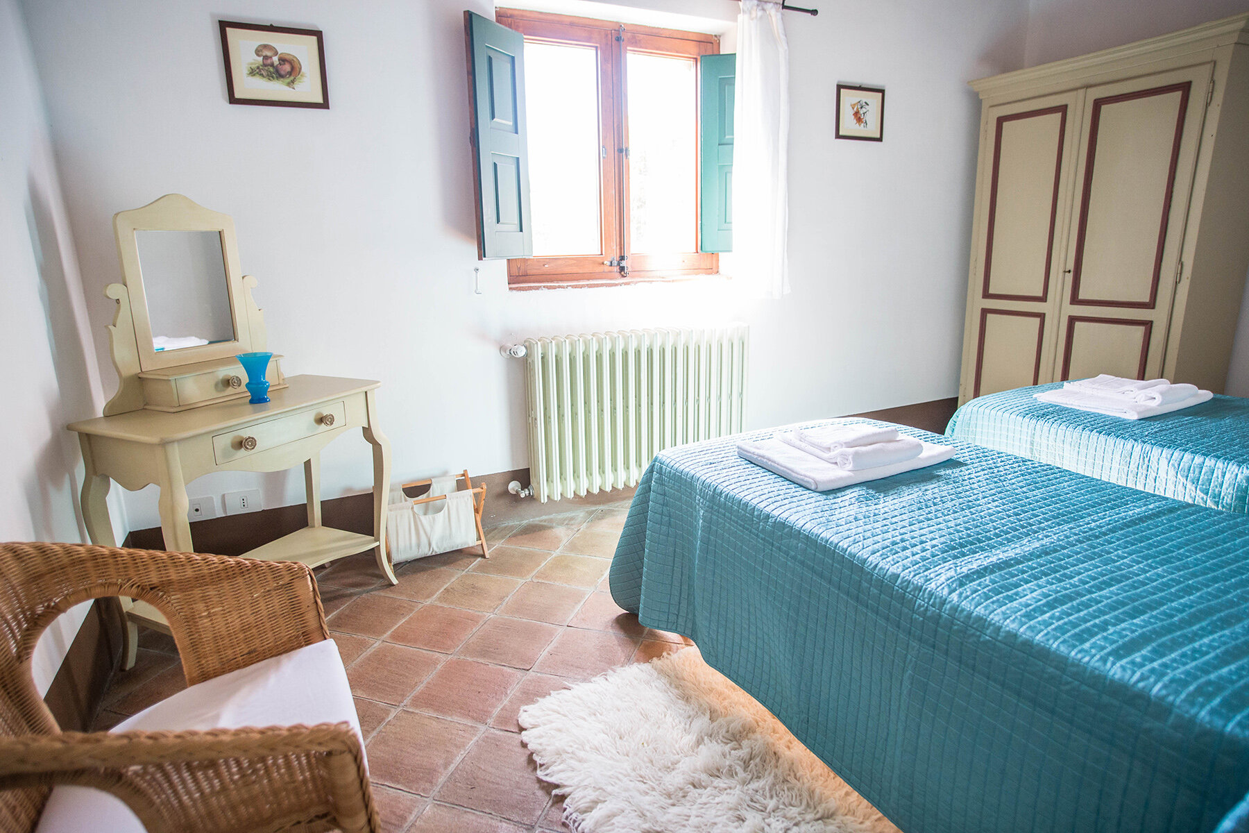 bedroom2.jpg