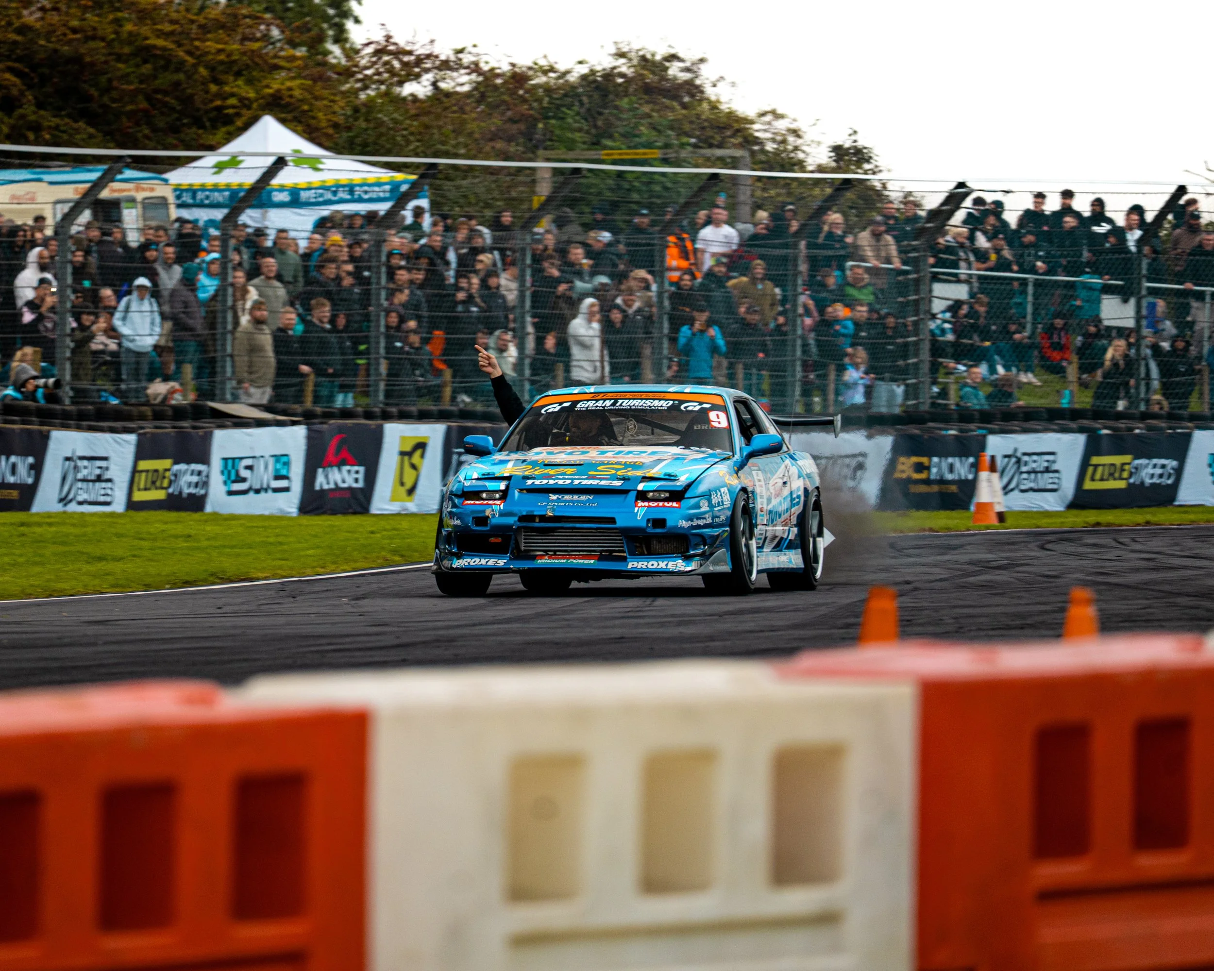 lz world tour (12 of 39).JPG