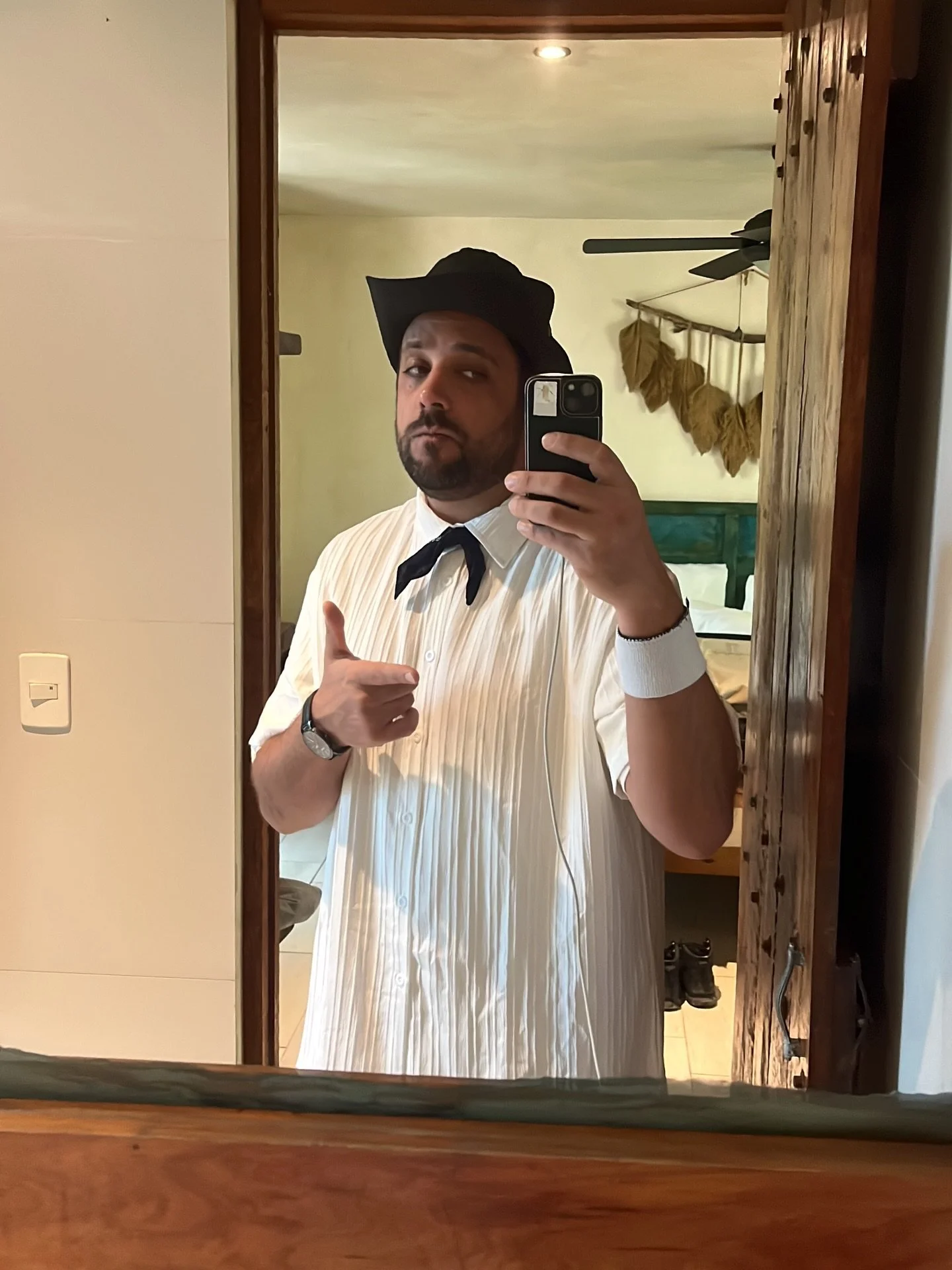 #tbt to life lately 🇺🇸 🇲🇽 🇩🇪 

Been some challenging weeks on this planet earth. Blessed for my last leg of shows across the U.S. and Mexico before cozying up in my new studio to work on several projects like composing a movie score, mixing and