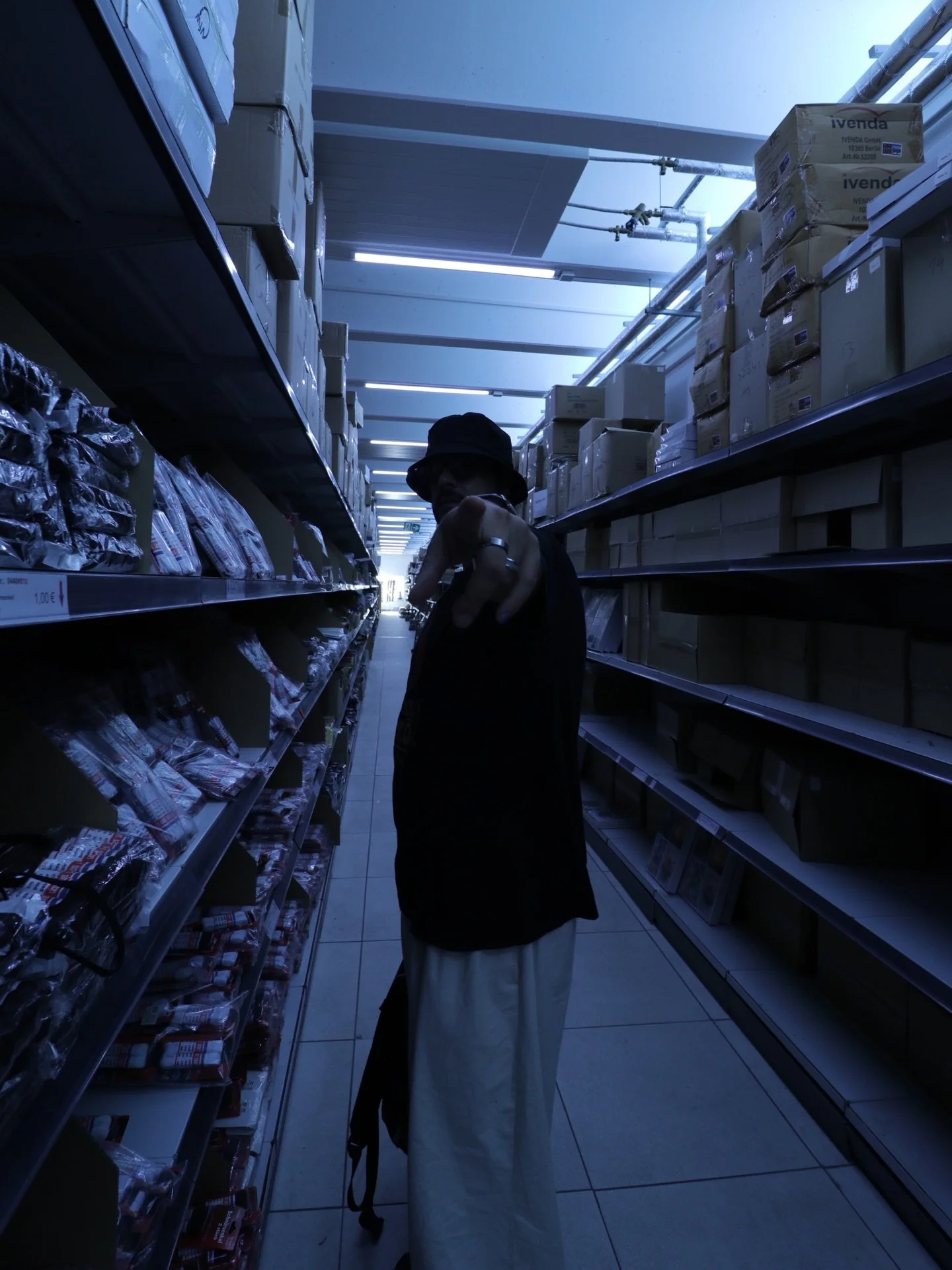 Around for the sound. See you here or there in the next weeks!? 🇩🇪 🇺🇸 🇲🇽 More to be announced. 

25.01. Berlin - Beate Uwe
29.01. Berlin - S&uuml;&szlig; war Gestern
01.02. New York, USA - tba
06.02. Tulum, Mexico - Private Event
13.02. Denver,