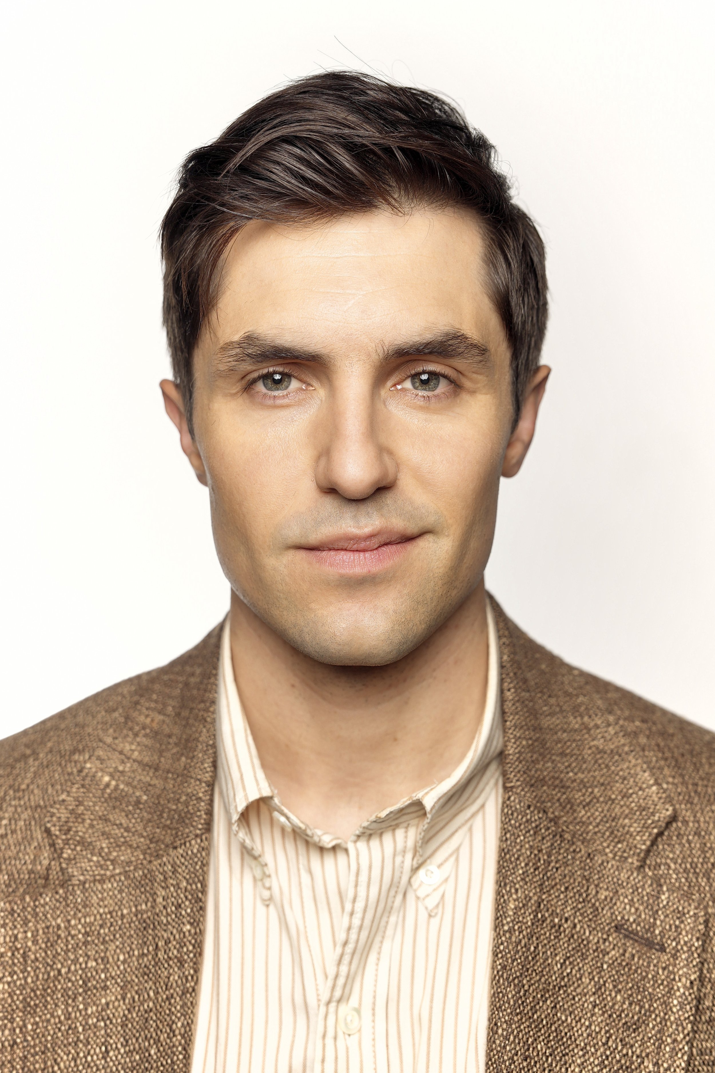 Phil Dunster 0425-1.jpg