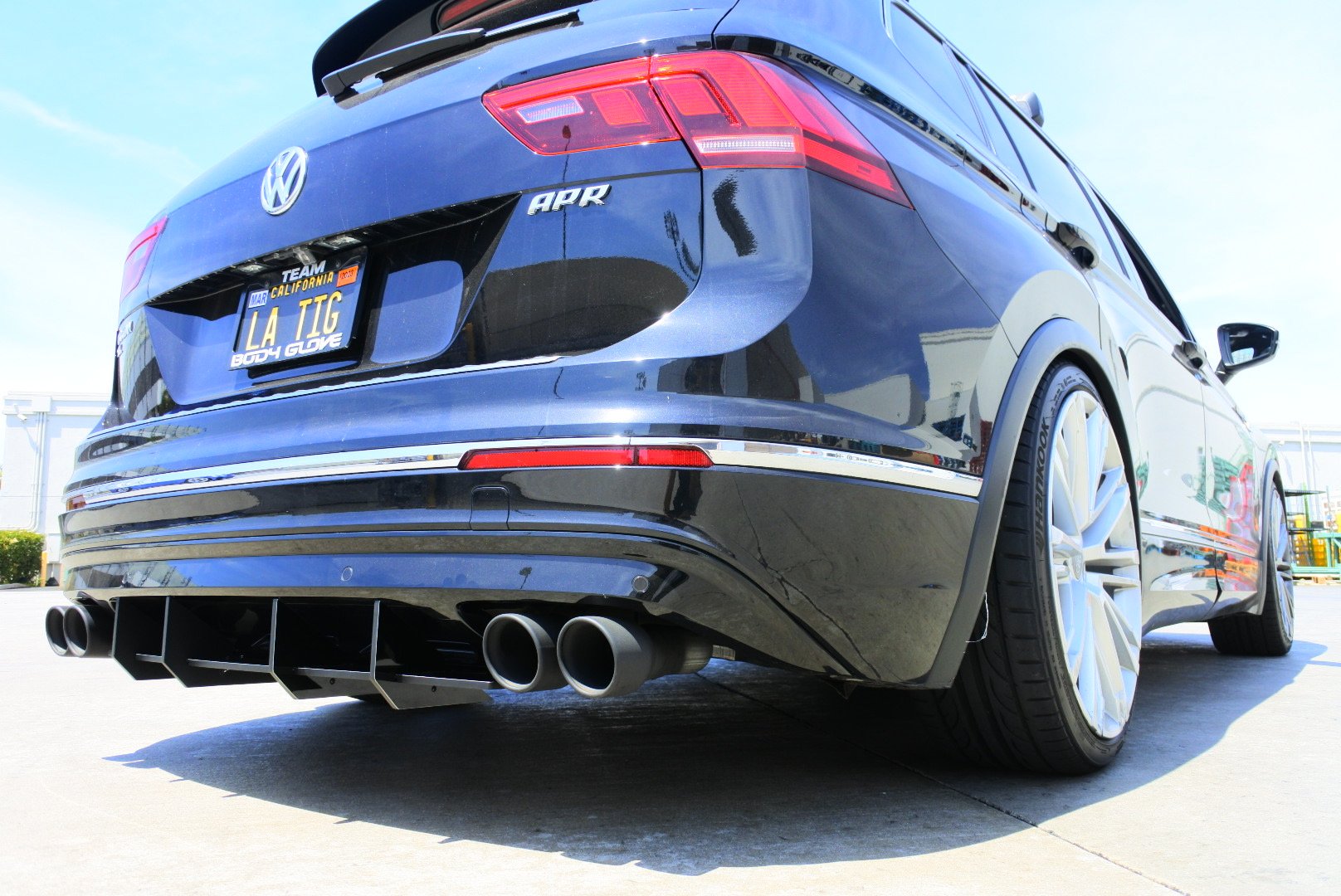 KEEPDSGN Matte Black Rear Bumper Diffuser For VW Tiguan R-Line – 10 Fin Style