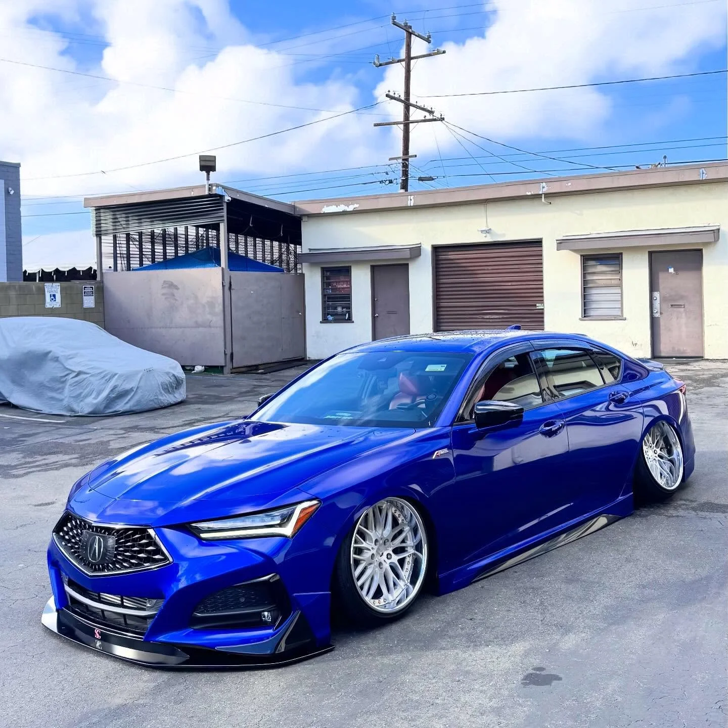 Super stocked to see Our friend @solow_ub6 TLX Aspec has been running our OG splitters for past 2+ years and she is now back for upgrades. New one is revised more aggressive design but The OG splitter survived pretty well for very low clearance on

&