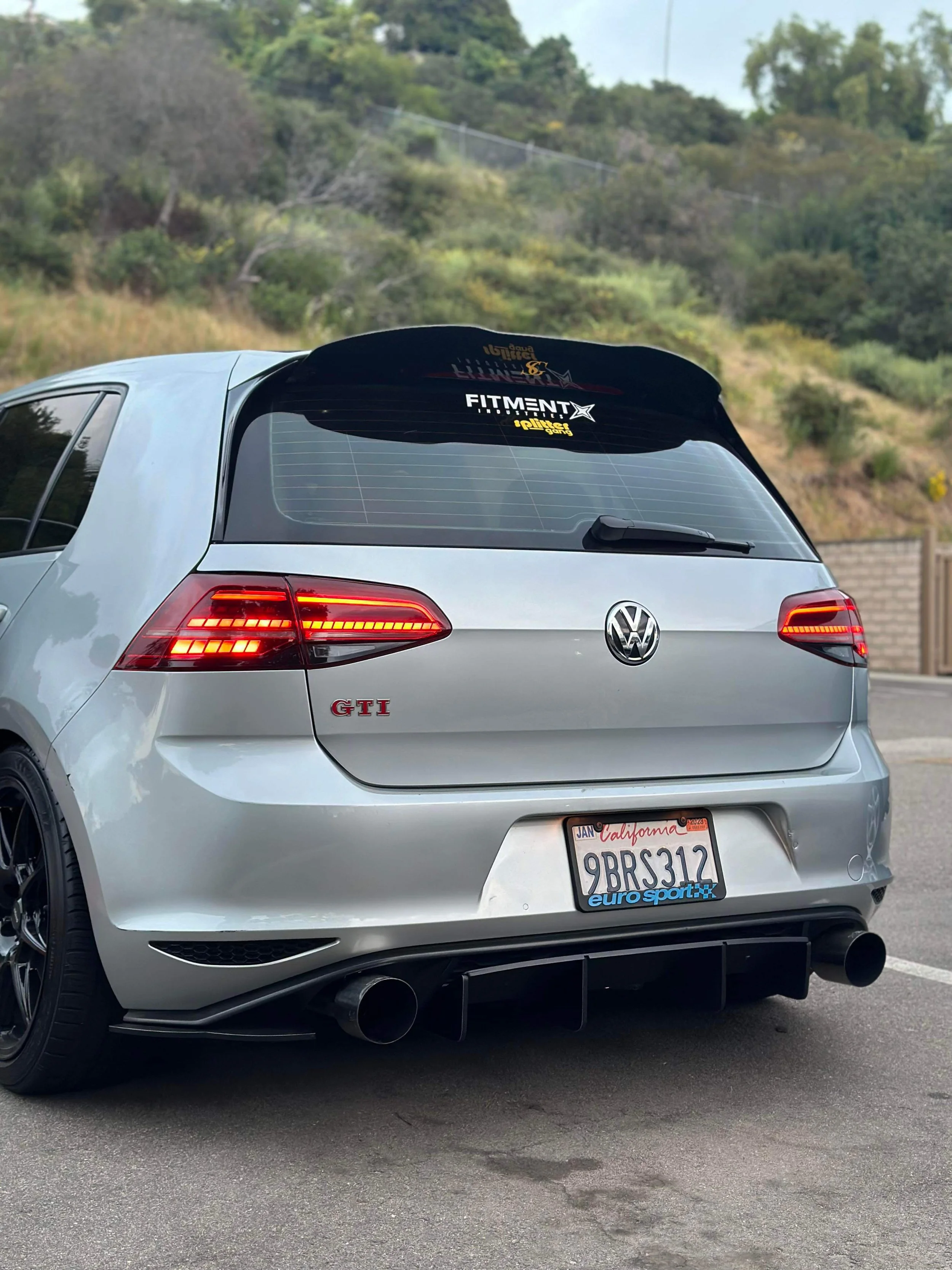 Street Front Splitter VW MK7-MK7.5 / GTI / Golf R
