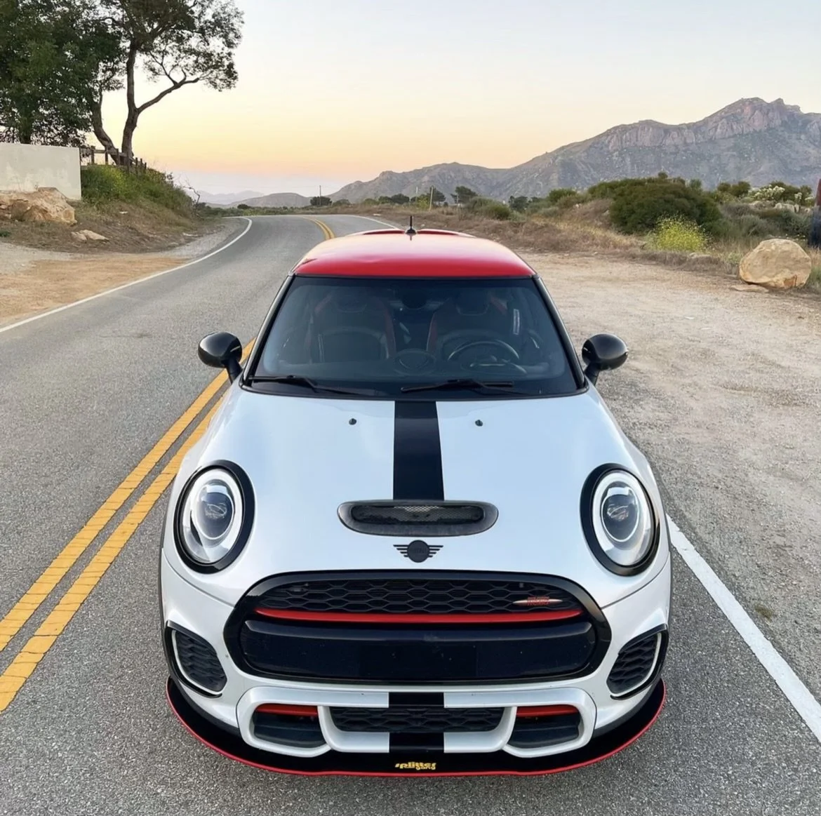 Mini CooperS JCW F56 Street Splitter