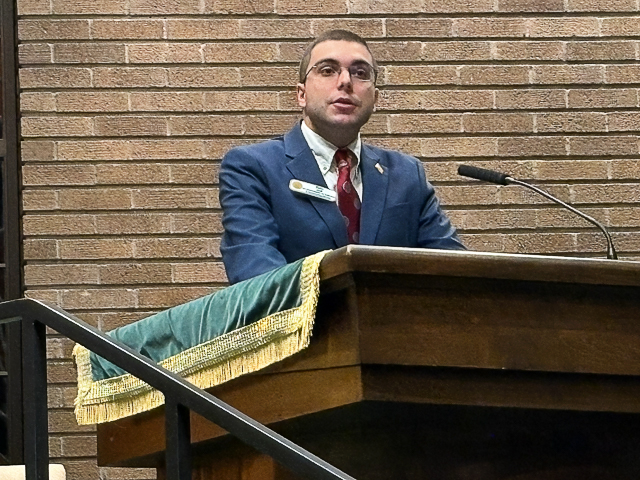 PRESENTING GOVERNOR MURPHY'S CITATION
Dr King’s Dreams for “We the People” | January 19, 2026 | Photo by Robert G. Wright ©2026