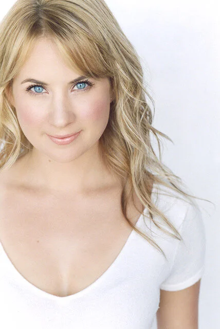 Linton Headshot 1.jpeg