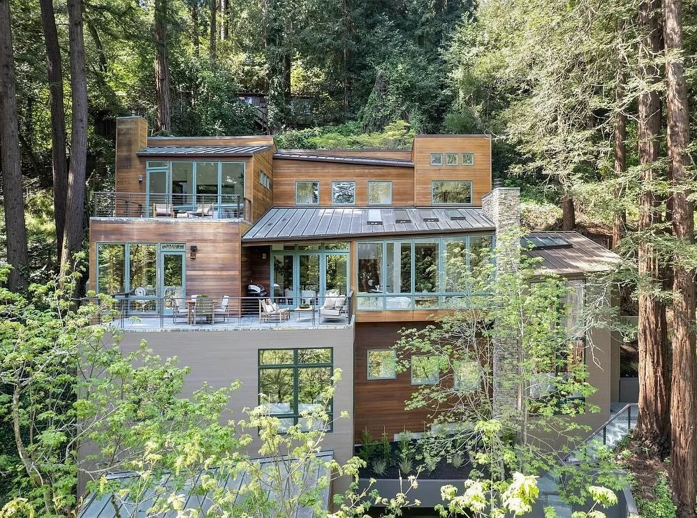 Welcome to 95 Cascade Drive, Mill Valley.✨🏡 

An original Mill Valley homestead property, this rarely available gem presents a picturesque 3/4 acre private parklike oasis, just a 5-minute walk from the heart Mill Valley. Tucked away along Cascade Dr