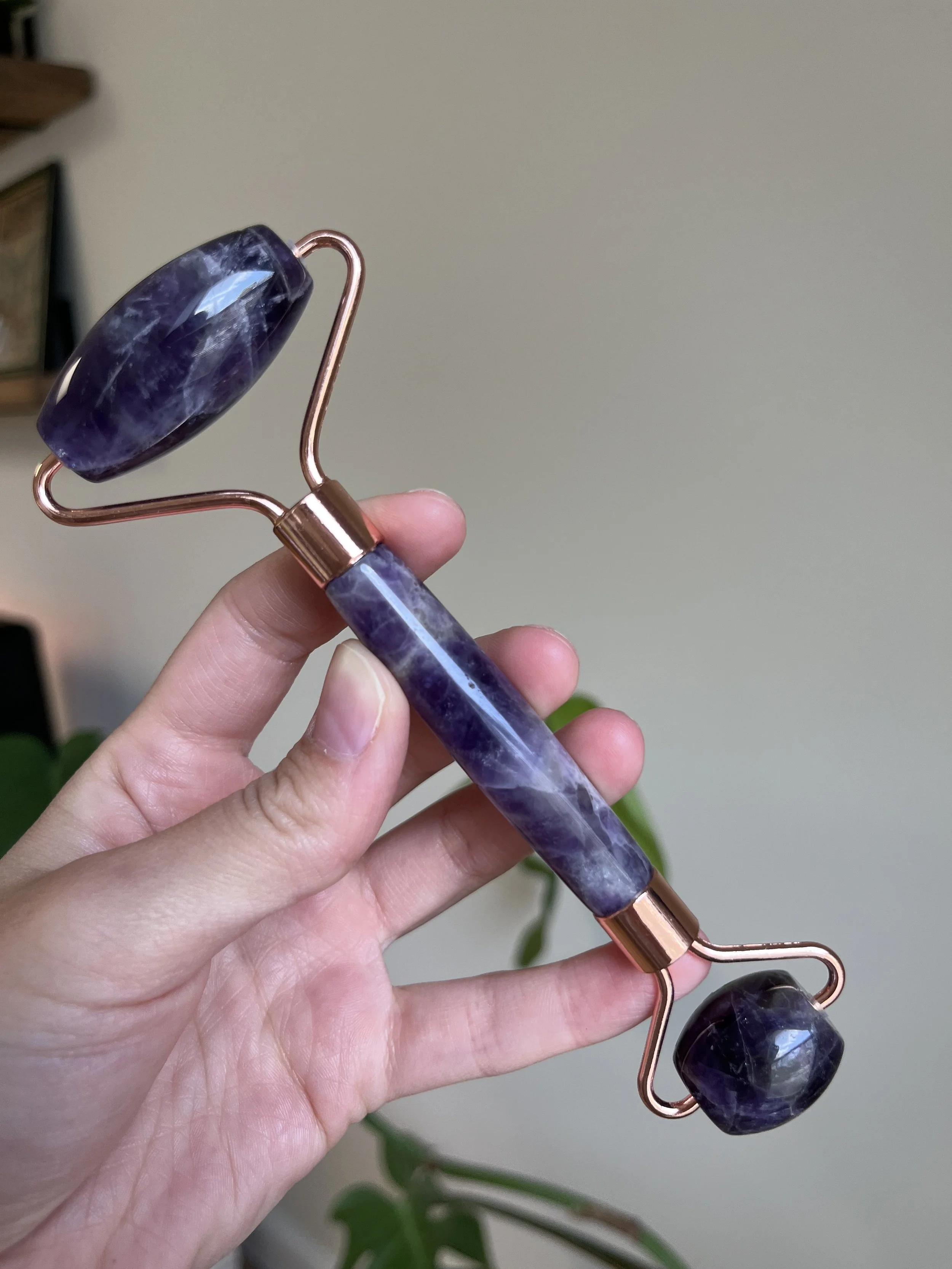 Amethyst Face Roller