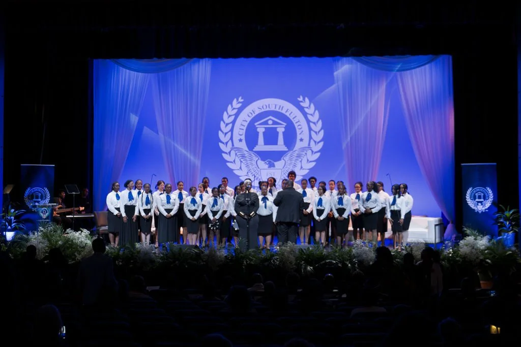 City of South Fulton stage florals