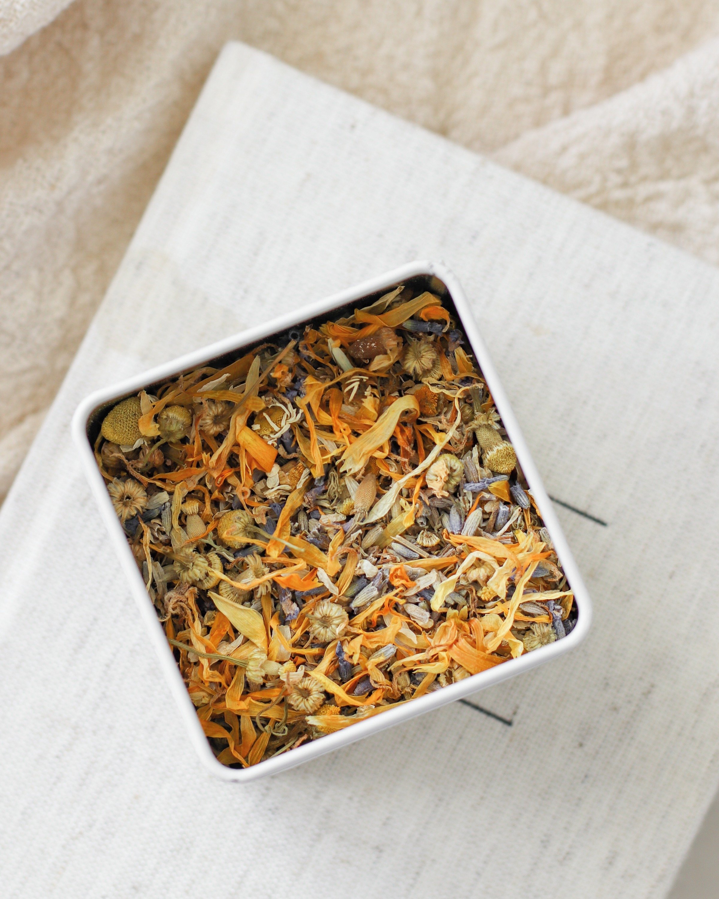 Our unwind blend, like taking a deep breath of fresh air. A subtle blend to help you to slow and reset ☁️
