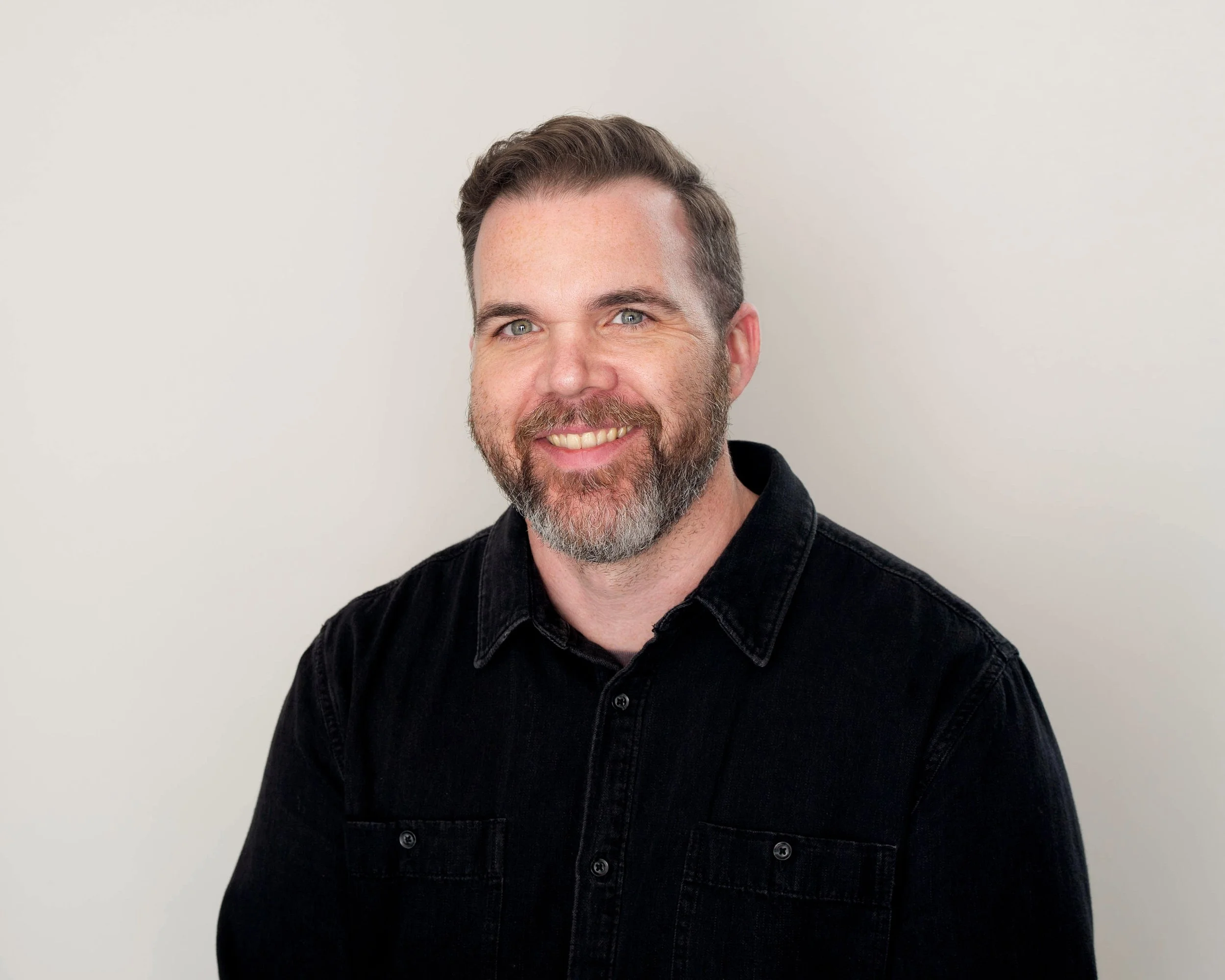 Alexander Robinson Headshot