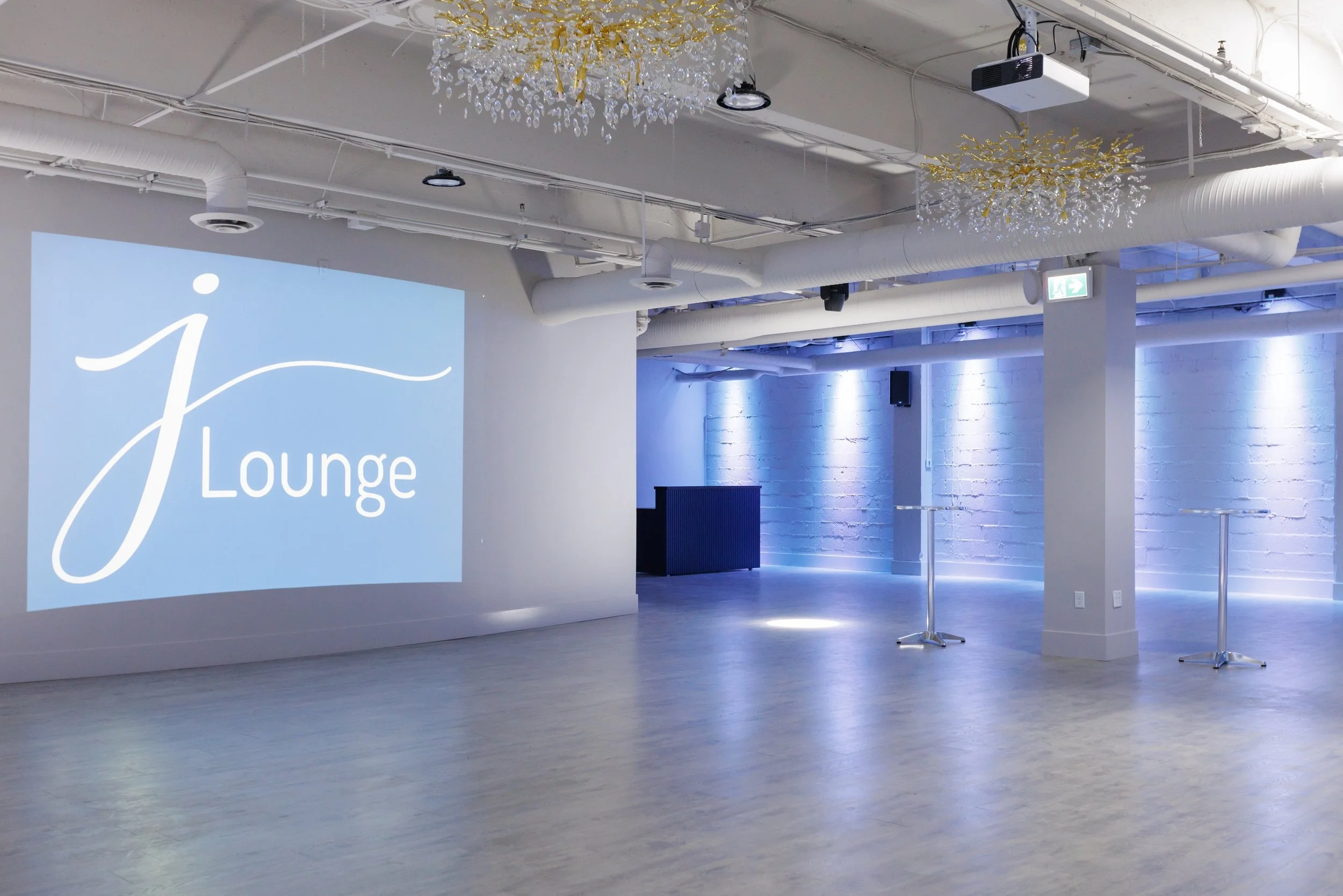 J Lounge