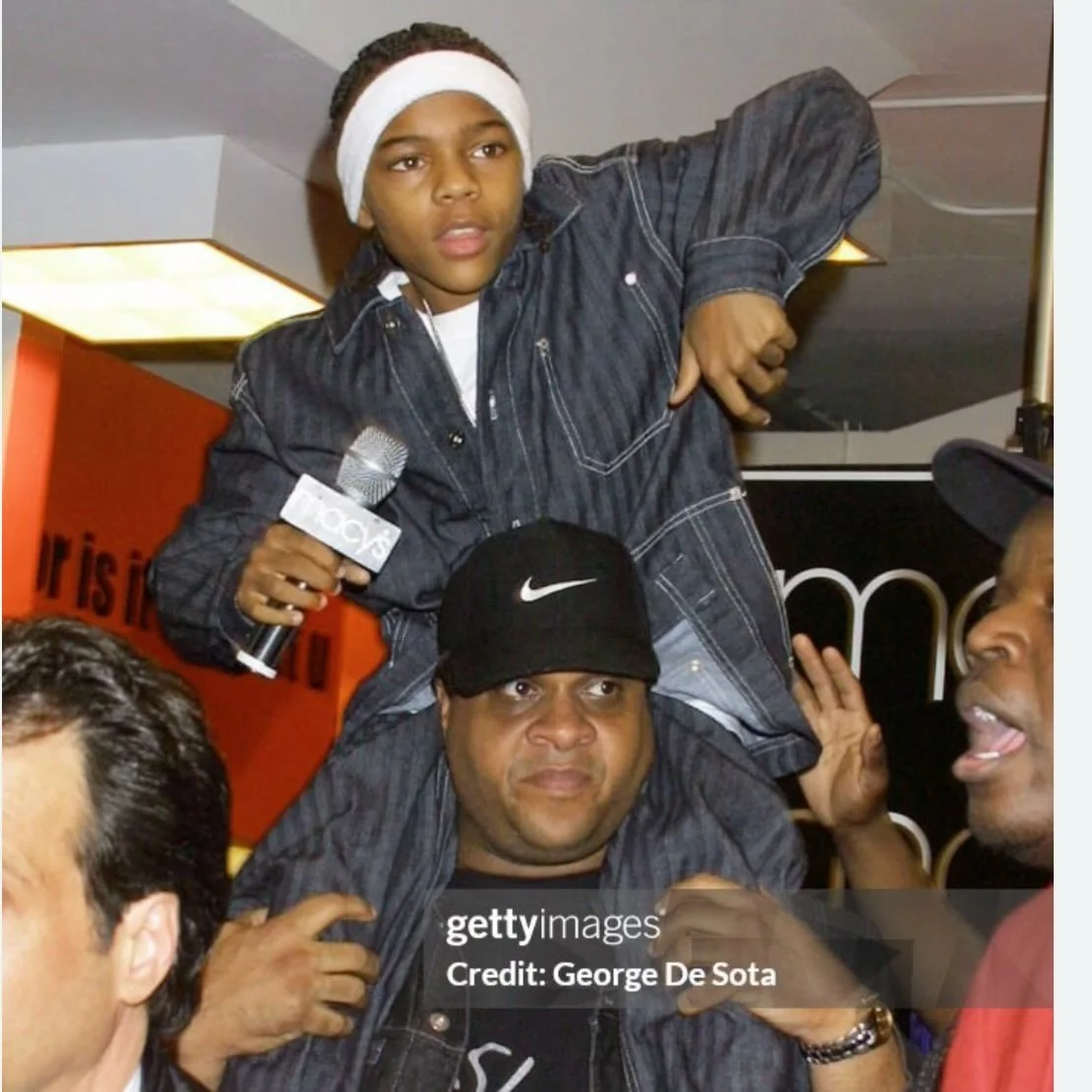 Most people don&rsquo;t know that my event career launched from my fashion career at Macy&rsquo;s ⭐️ I led events in bridal, cooking and juniors. 

Enter Lil Bow Wow&hellip;..my worst event ever. This is early 2000s when the only way to read up on ce