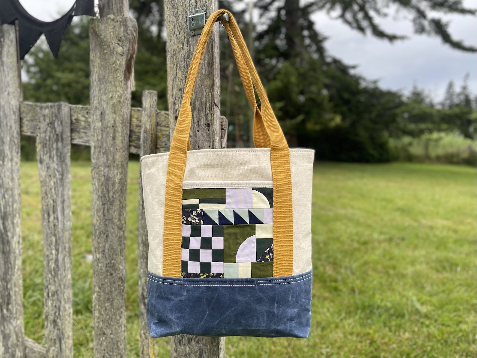 FlowerBagFront.jpeg