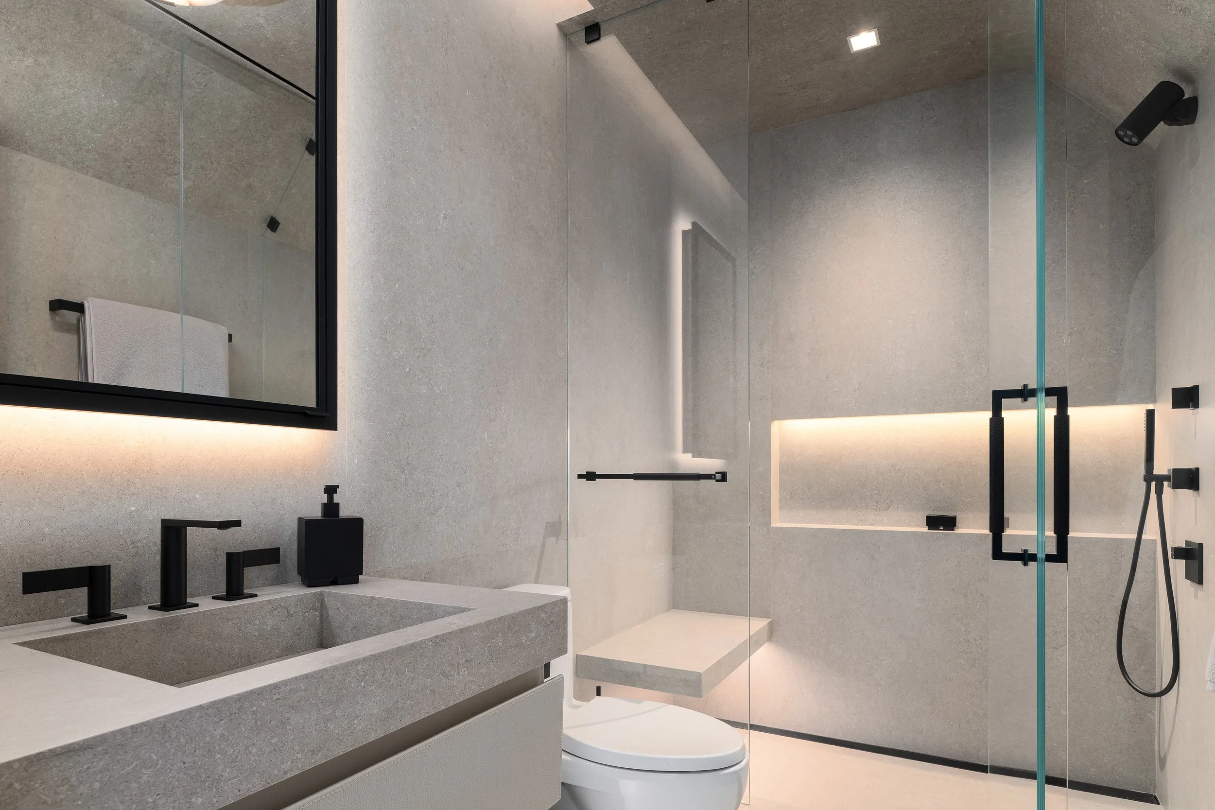 123- 082 - LG.jpg