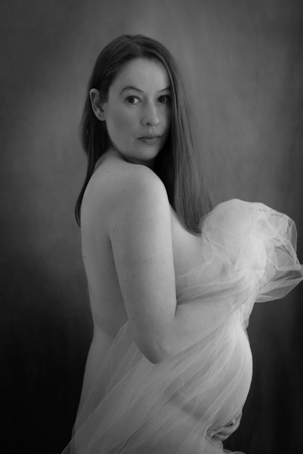 Claudia_babybump_24022022_SheonaAnnPhoto_tulle_web-5.JPG