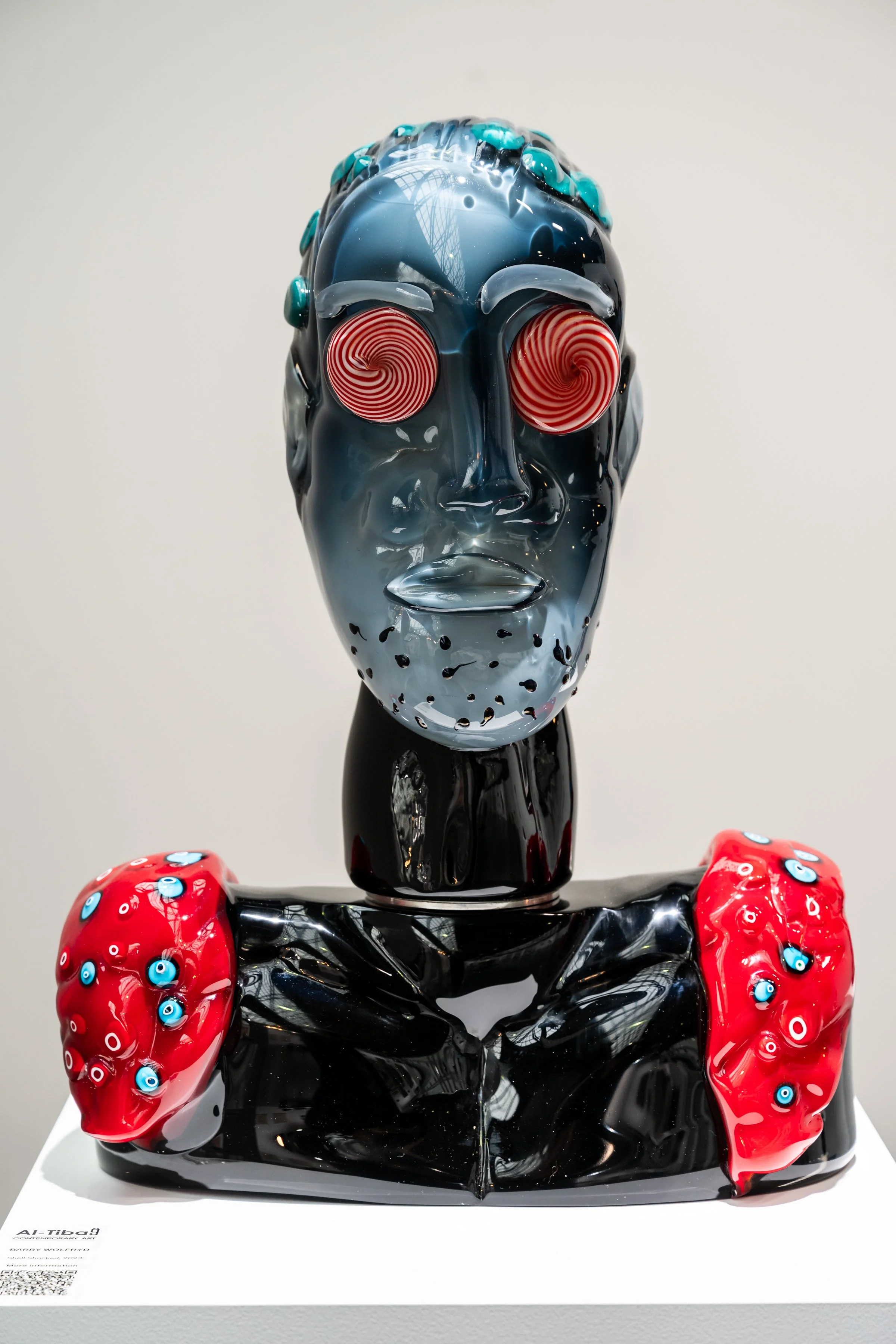Barry Wolfryd Murano Glass artwork Al-Tiba9 gallery SHELL SHOCKED.jpg