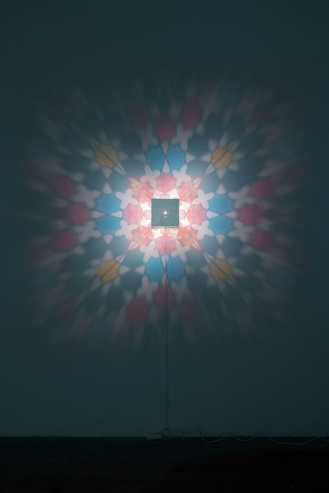 Cubo 1 fabrizio corneli light art installation Altiba9 Al-Tiba9 gallery 3.jpg