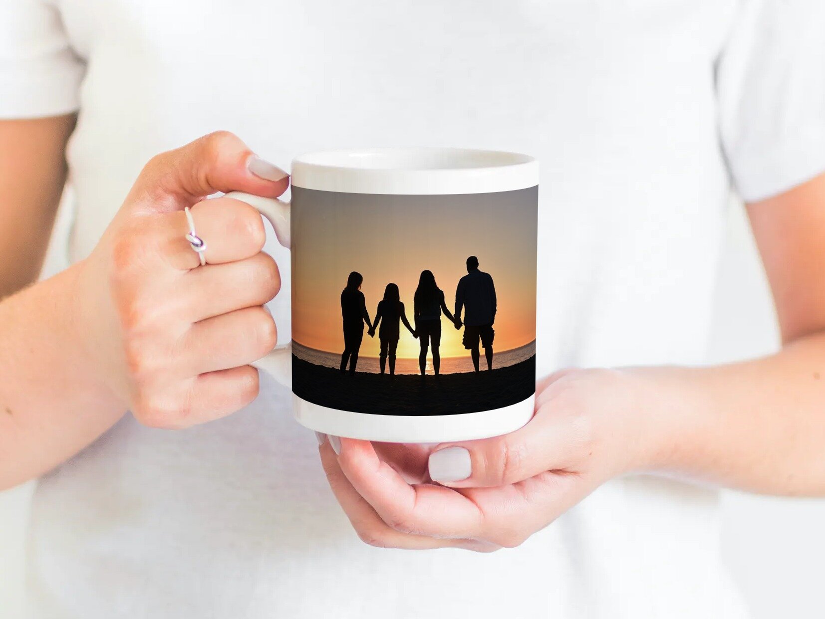 smartmockups_kiagh6h3.jpg