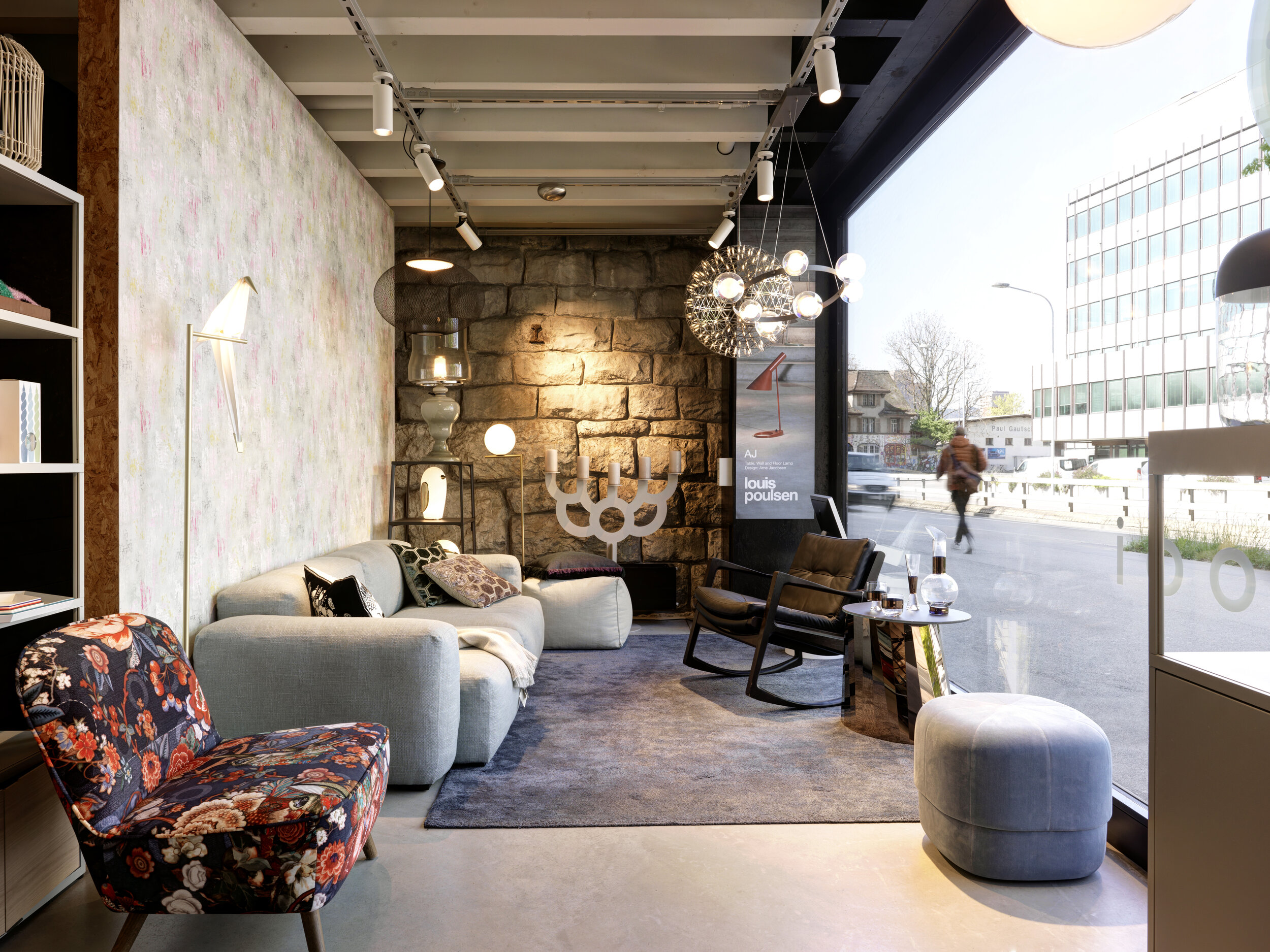 thechair_imviadukt_windowdisplay