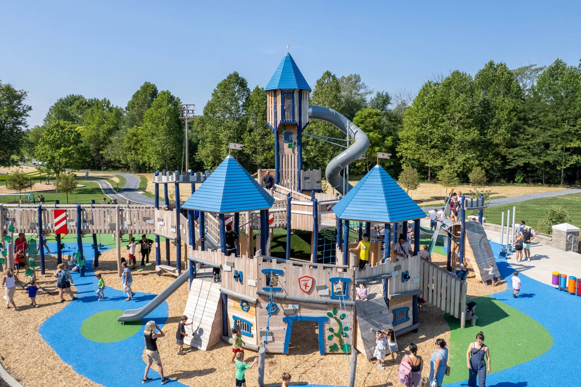kids-castle-elevated-walkways-general-contractor.jpg