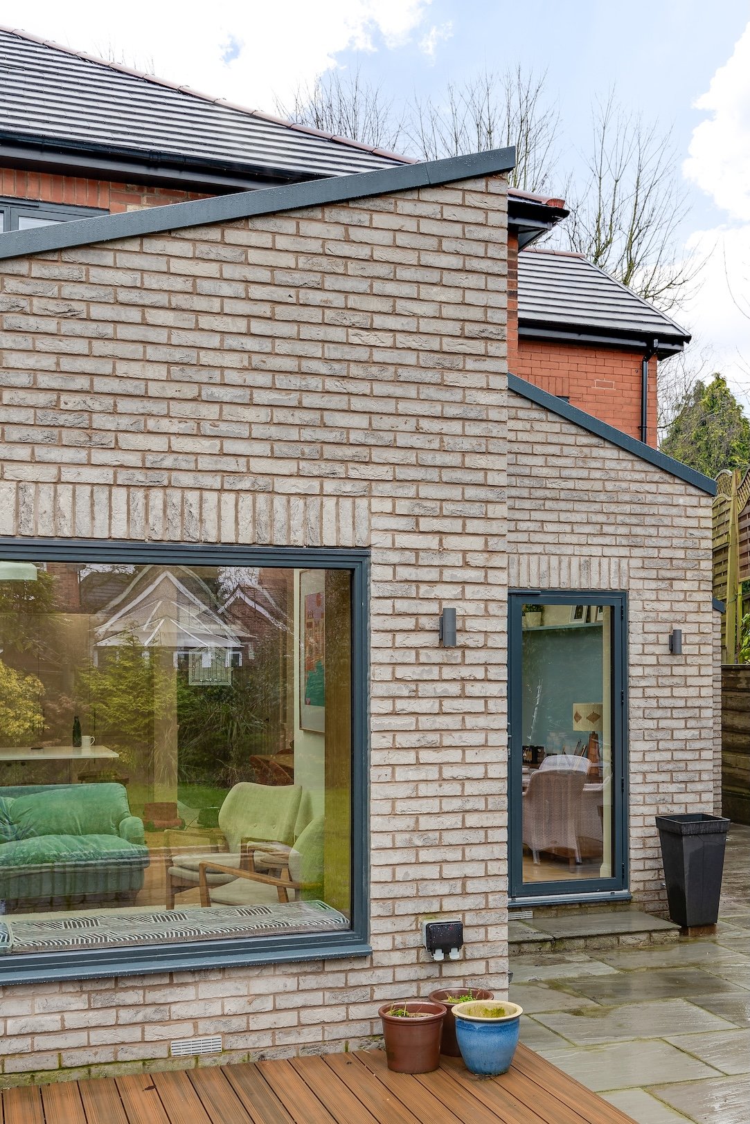 4J6A1357HDR-EditKempnoughHallDrive.Resized.jpg