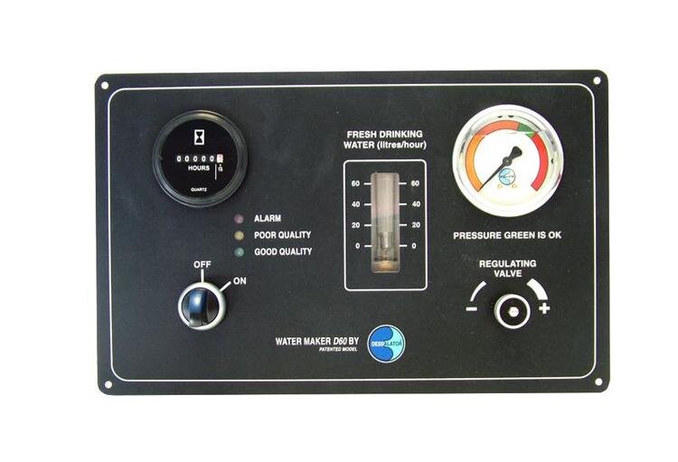 Dessalator D100 Cruise Navigator Control Panel