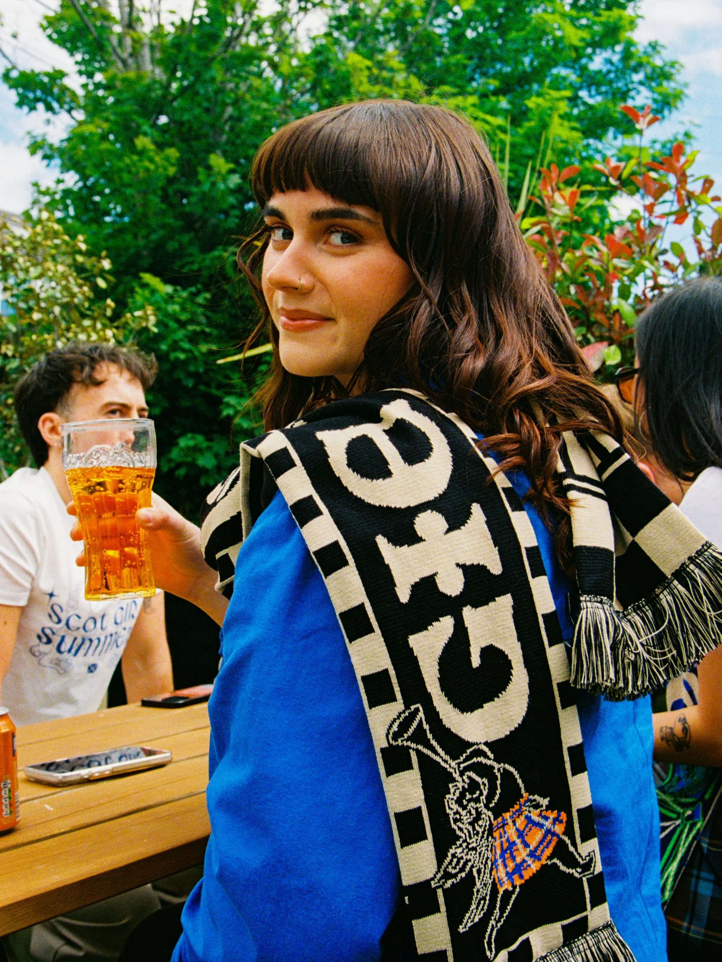 I&rsquo;m just gonna put these here&hellip;.
.
.
I am so sorry but how SHTUN are my friends hehehe?! Plenty of scarves are available now, both online and at the market so pls enjoy , get wrapped up , it is a Scottish summer after all 🫶🏴󠁧󠁢󠁳󠁣󠁴󠁿