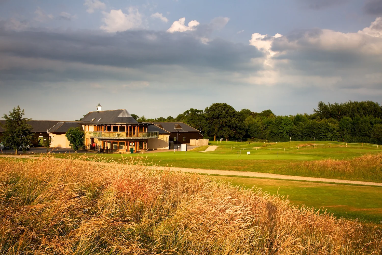 Luxury UK Golf School — Grooves Golf