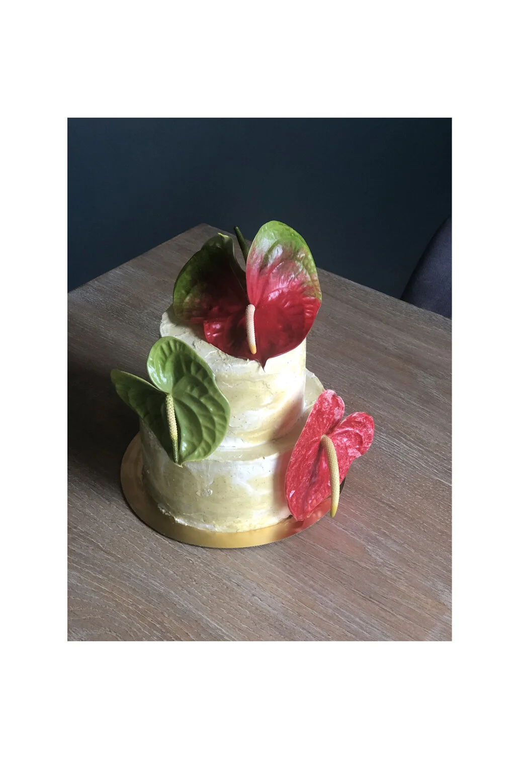 cake-white-frame.jpg