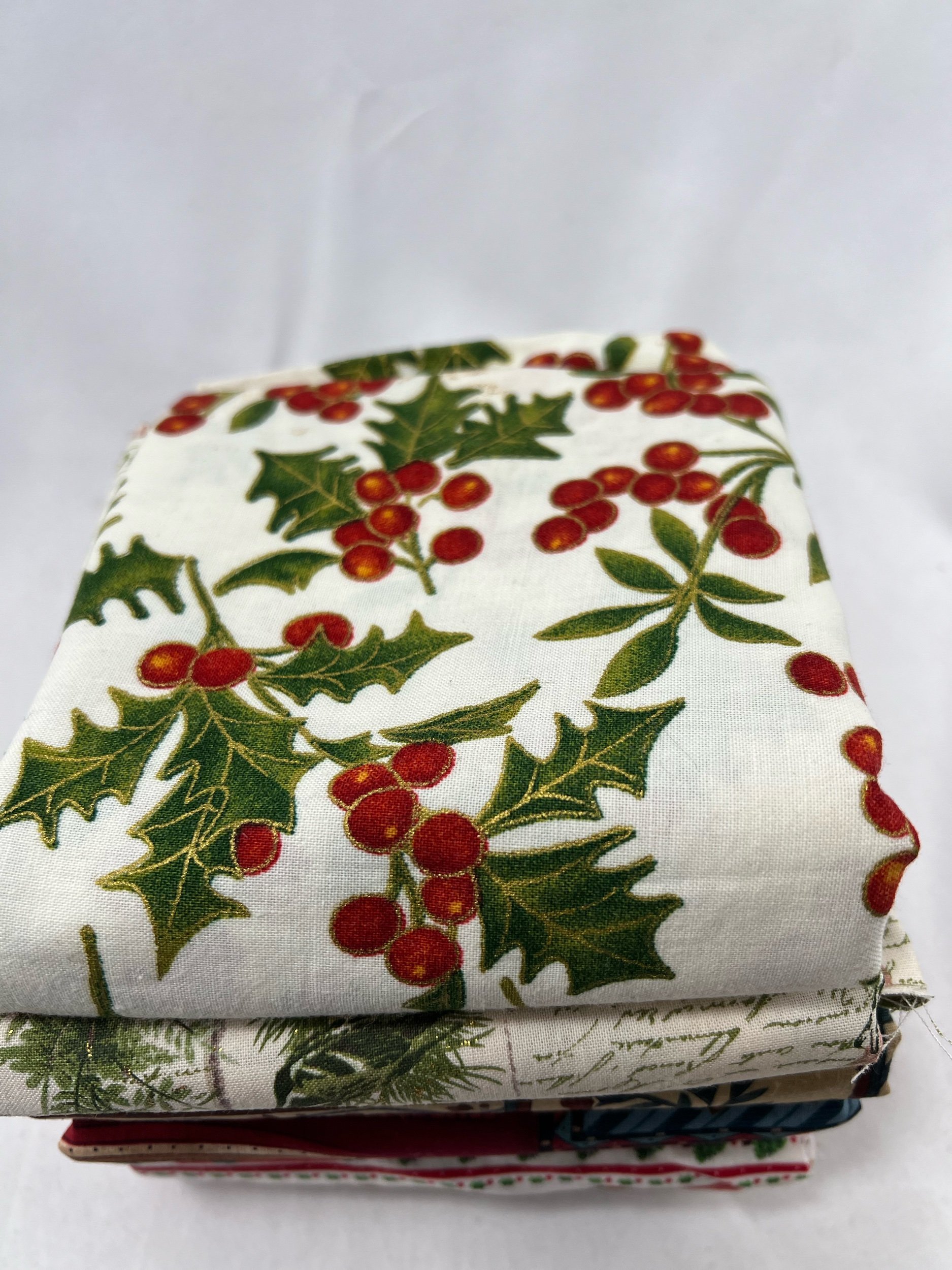 👽 2yds Quilting Cotton — Swanson's Fabrics