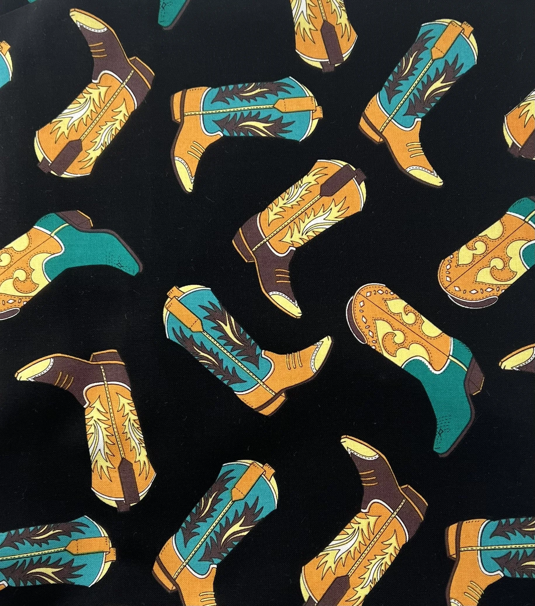 🦚 2yds Cowboy Boots Quilting Cotton