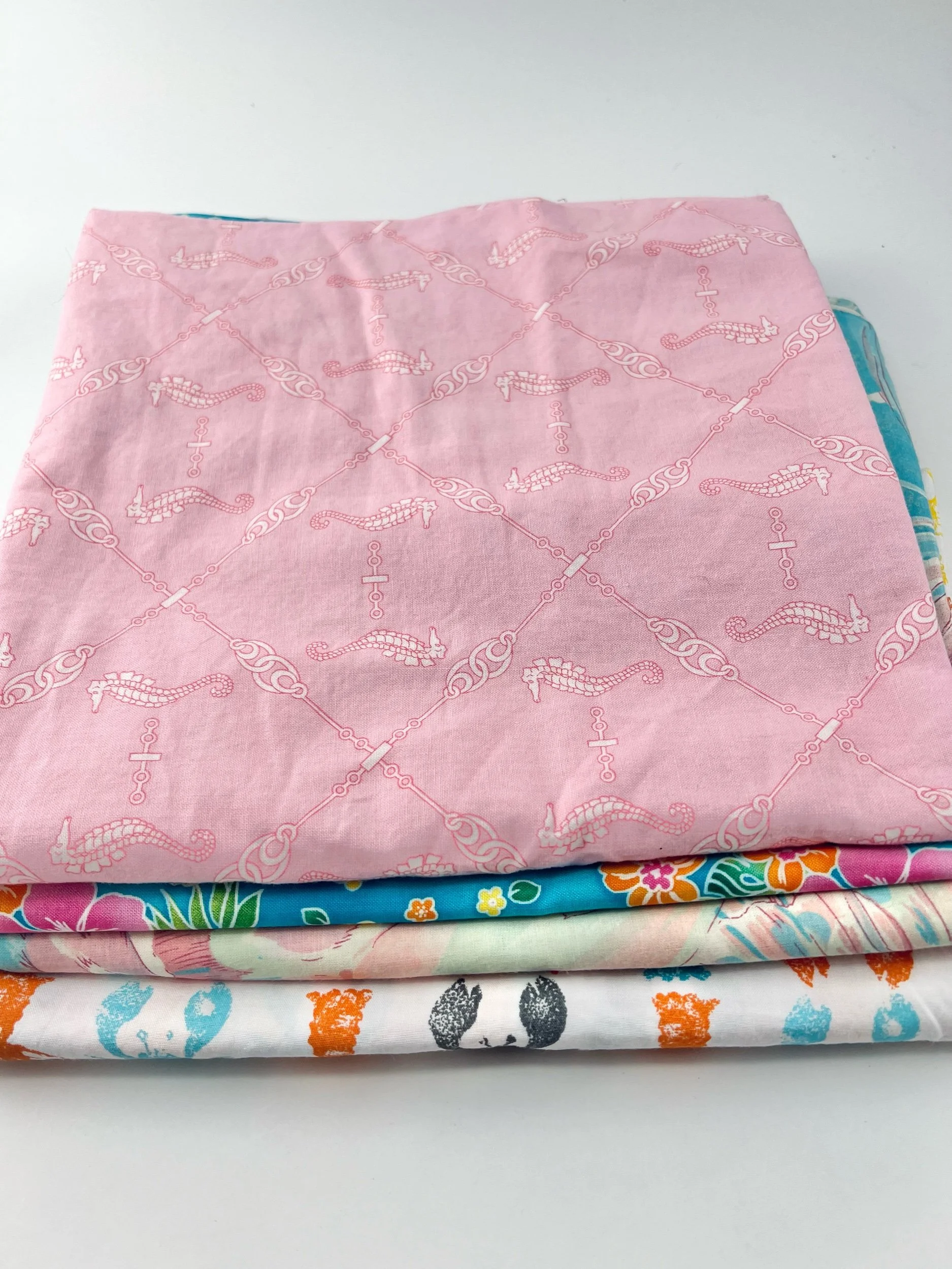 "Vacay at Ron's" 1.7lb Quilting Cotton Bundle