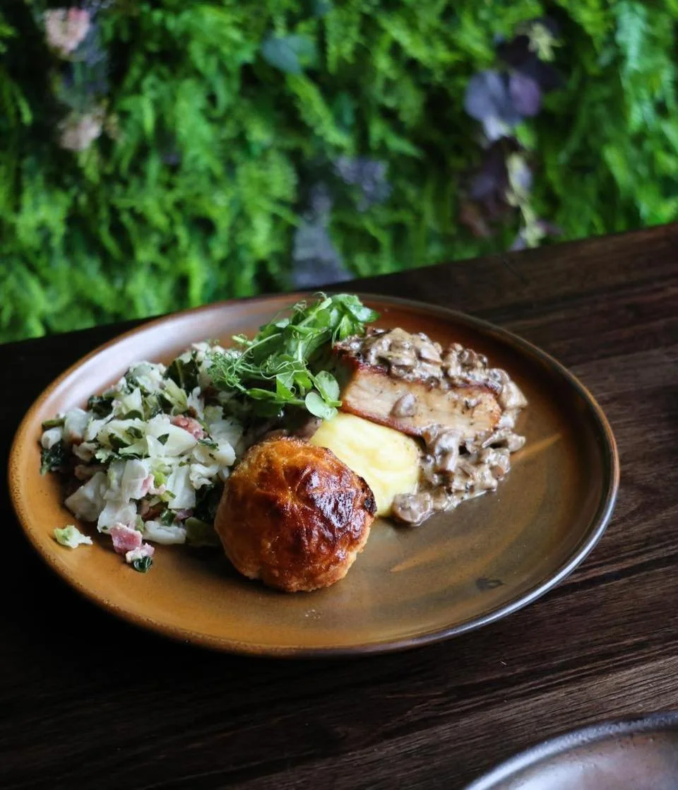 Friday&rsquo;s calling for something special 🍴

Our Slow Cooked Ayrshire Pork Belly with creamy mash, black pudding pithivier and mushroom sauce hits every note of comfort and flavour.

📍 Mharsanta, Merchant City
🌐 www.mharsanta.co.uk

#Mharsanta 